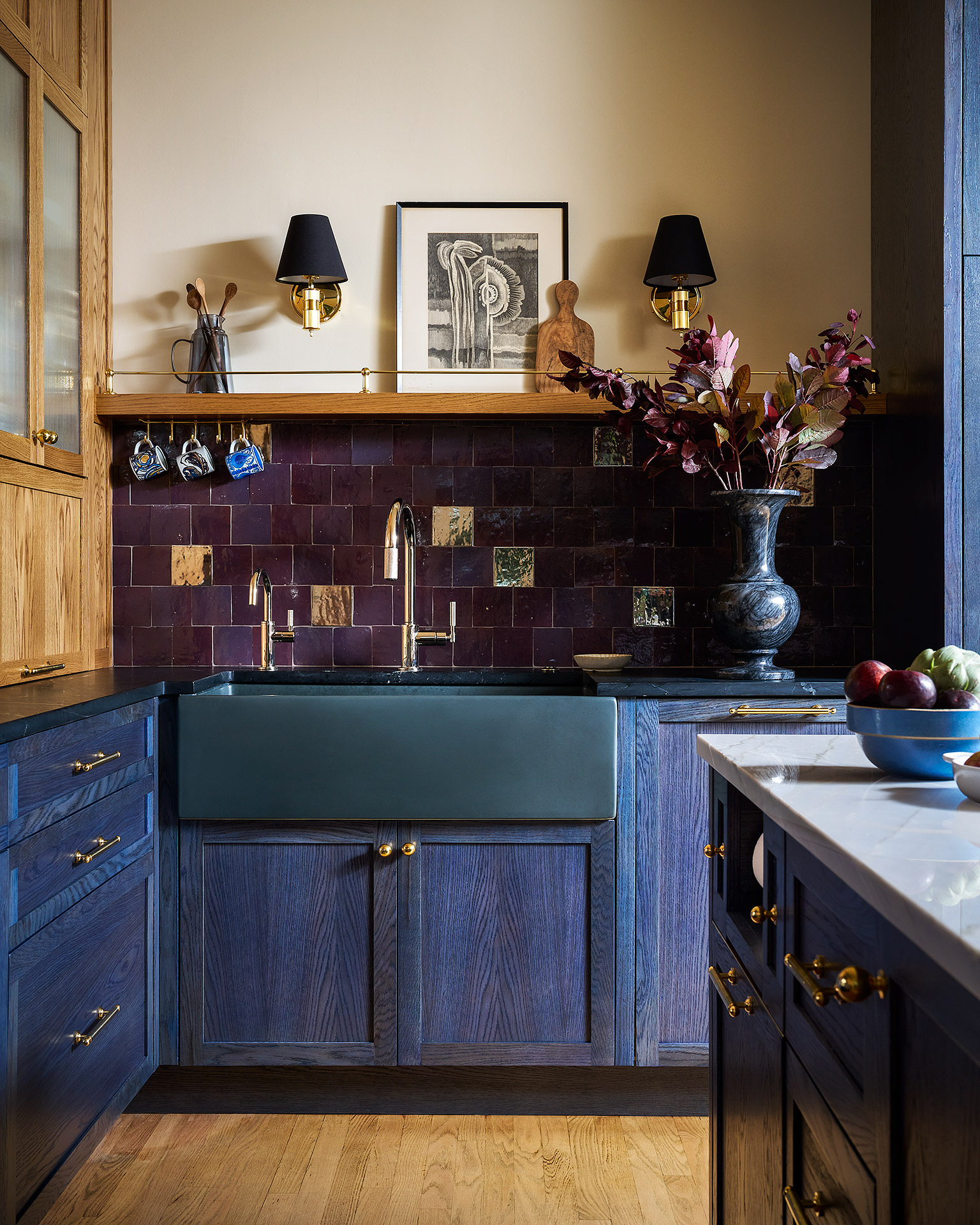 Inky & Rich Kitchen Image 1