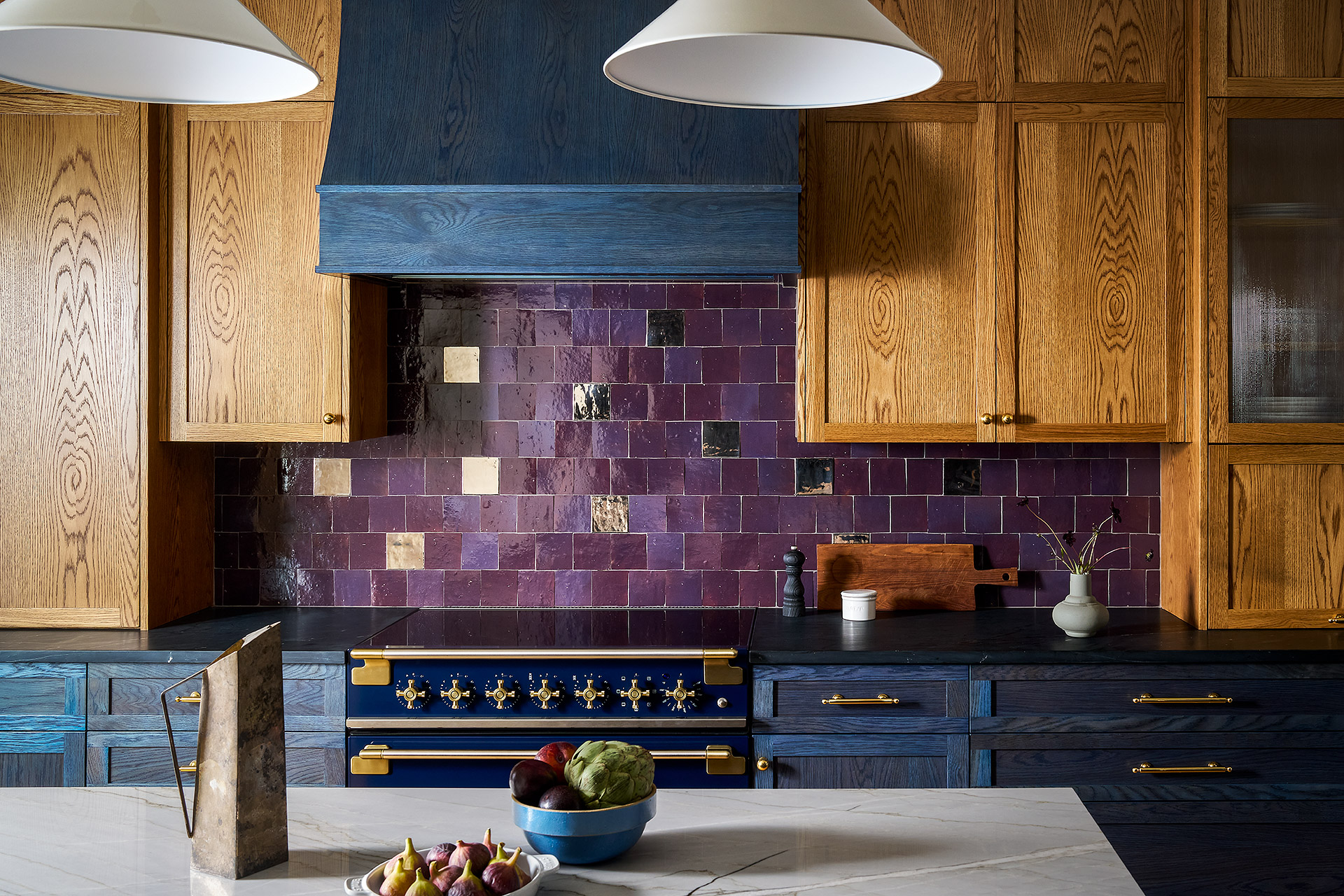 Inky & Rich Kitchen Image 4