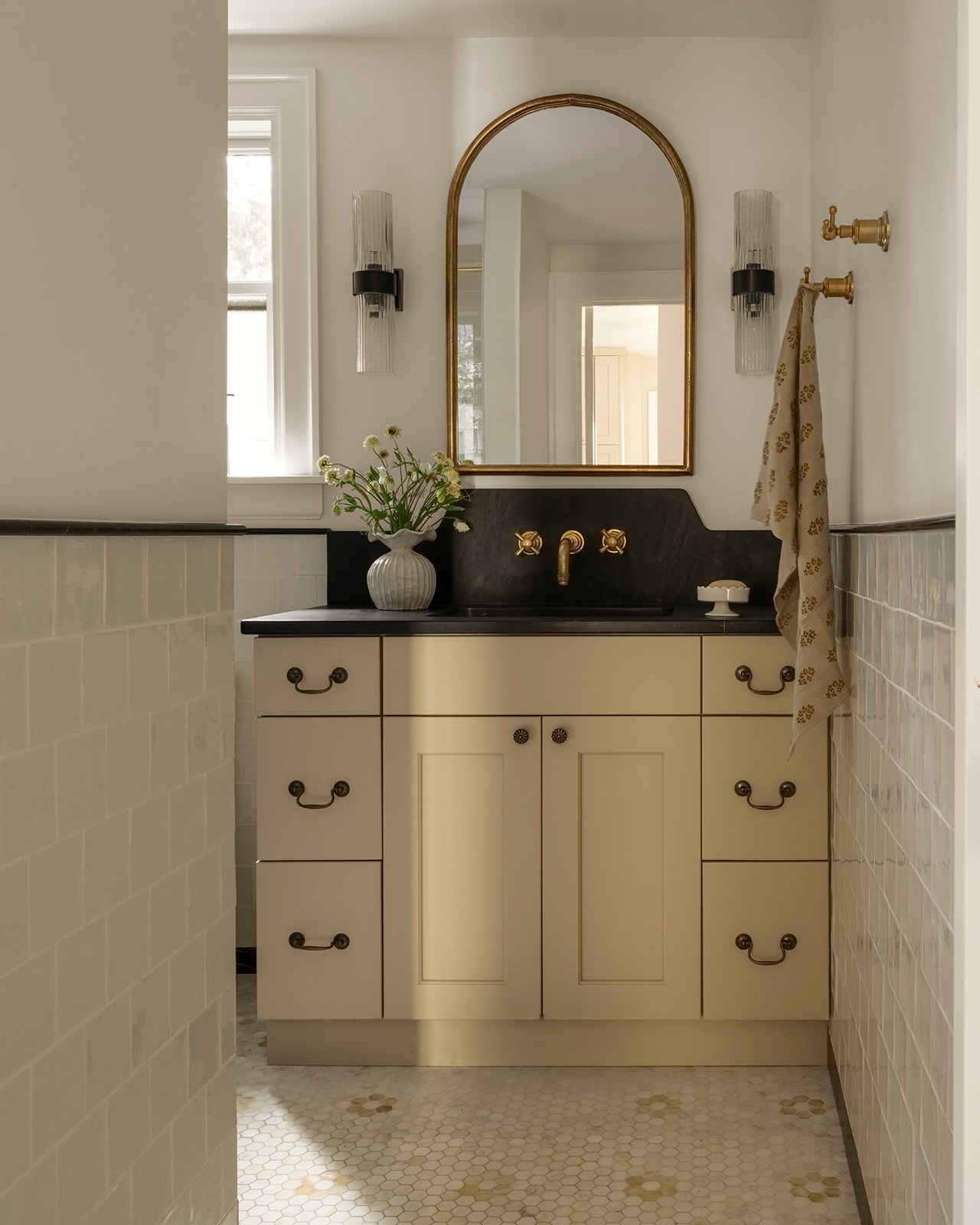 Green Lake Tudor Project Image 10