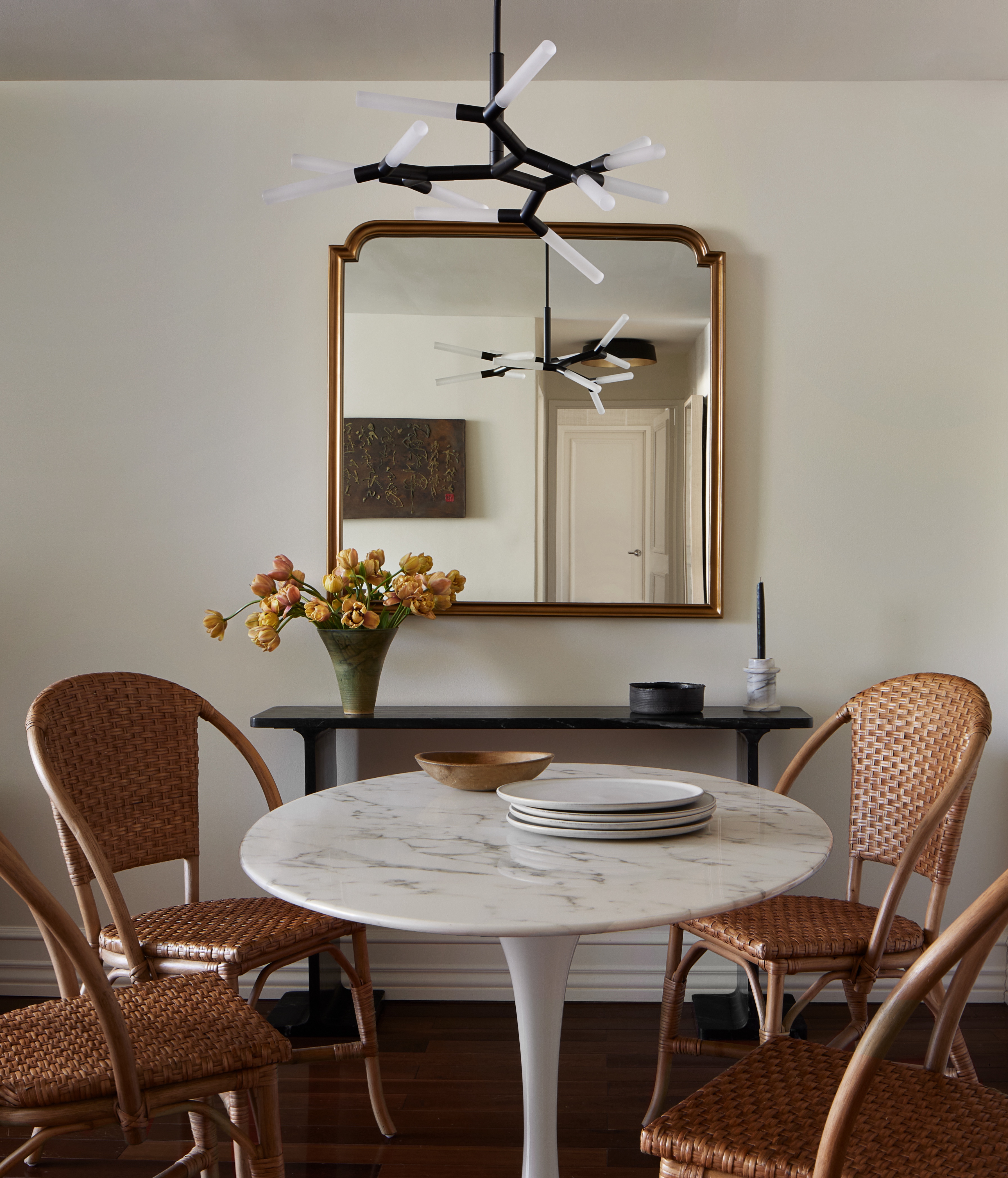 Upper West Side Pied-à-Terre Image 1