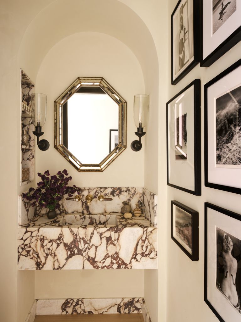 Upper East Side Apartment Image 4