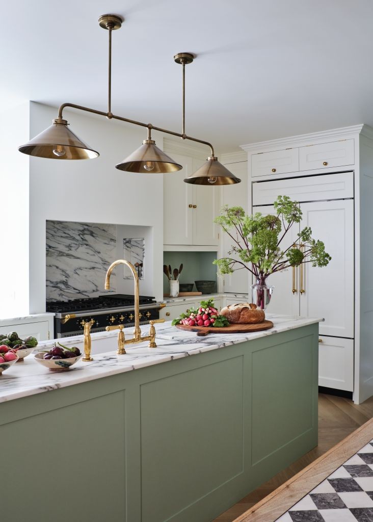 Upper East Side Apartment Image 7