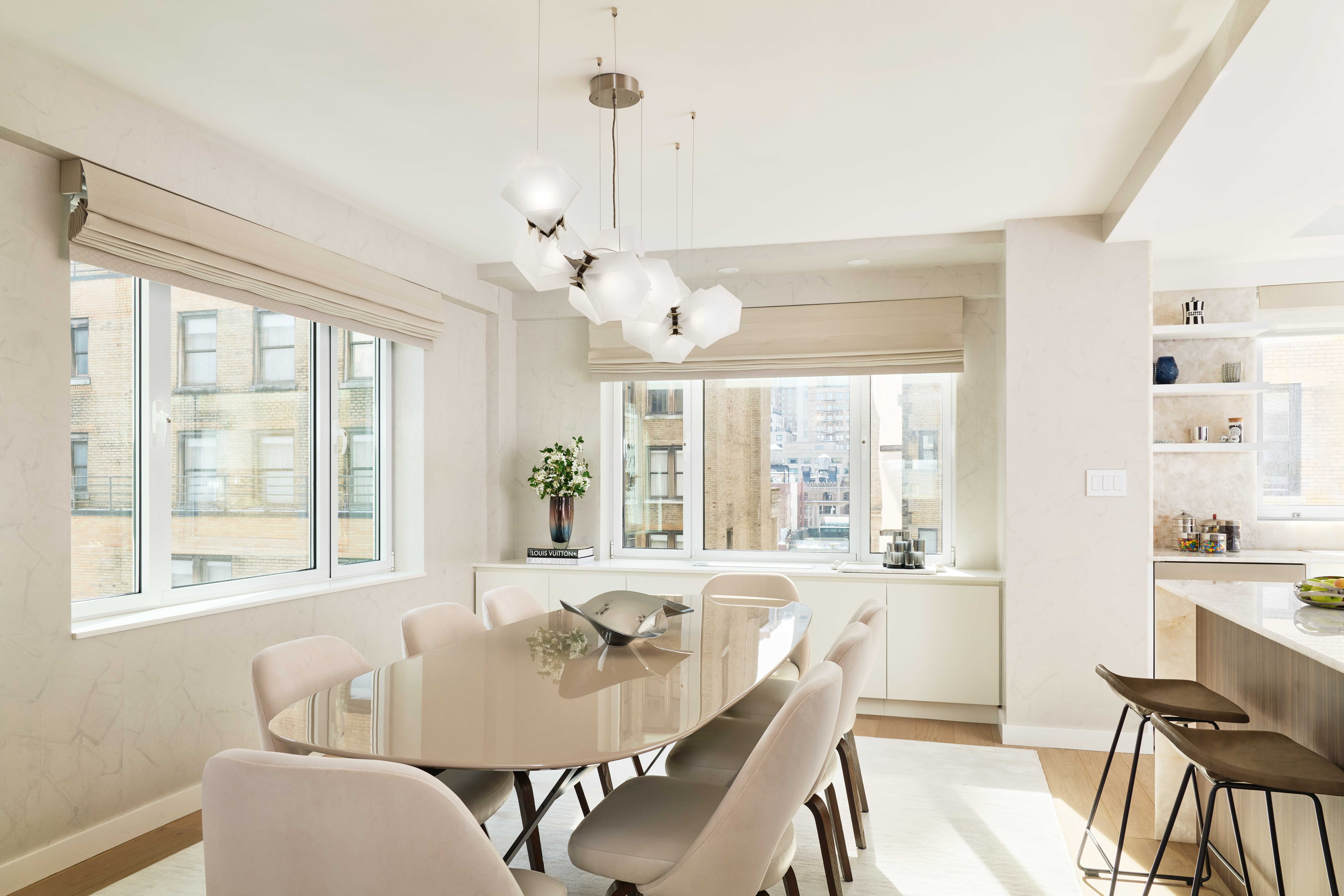 Madison Avenue Image 2