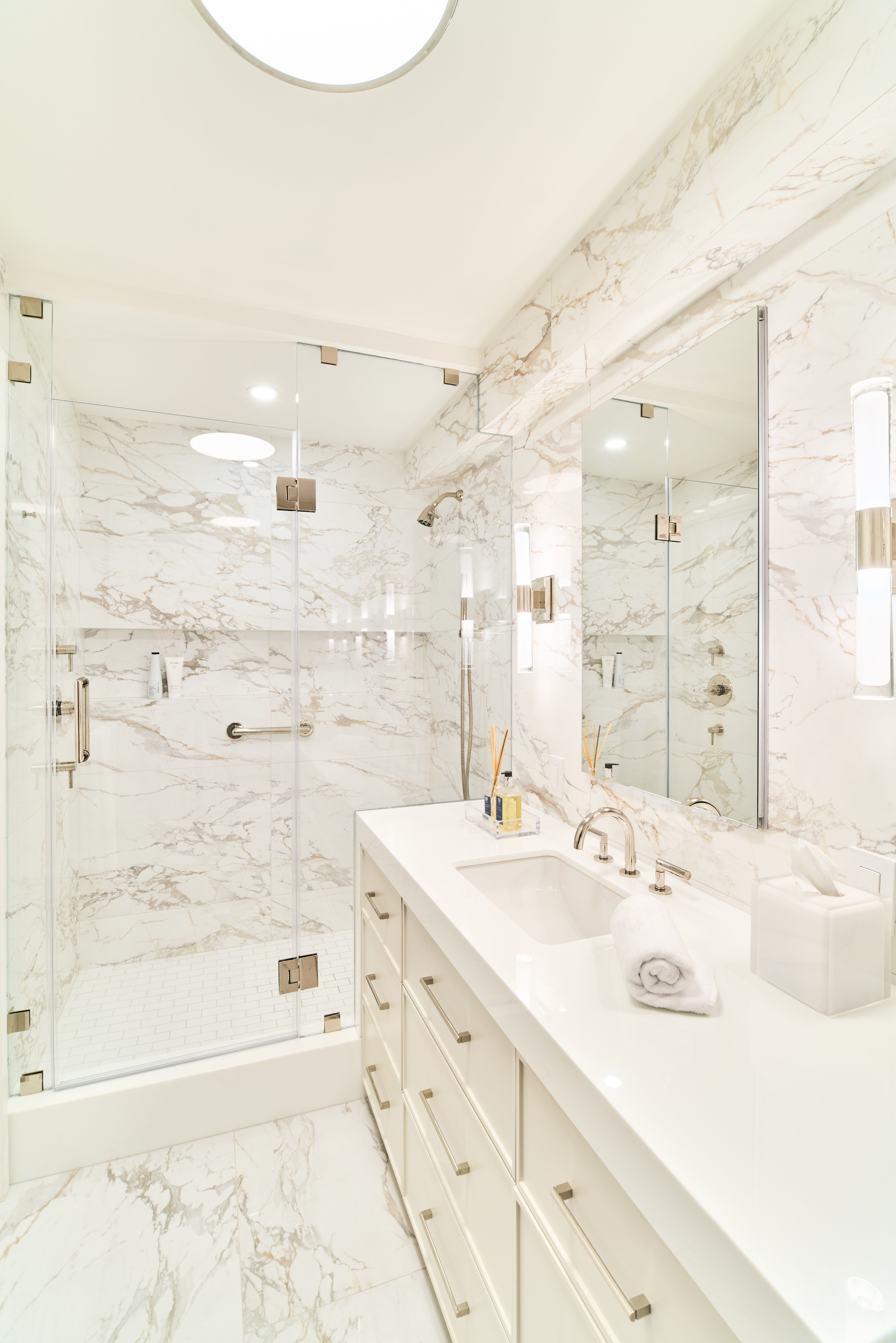 Madison Avenue Image 3