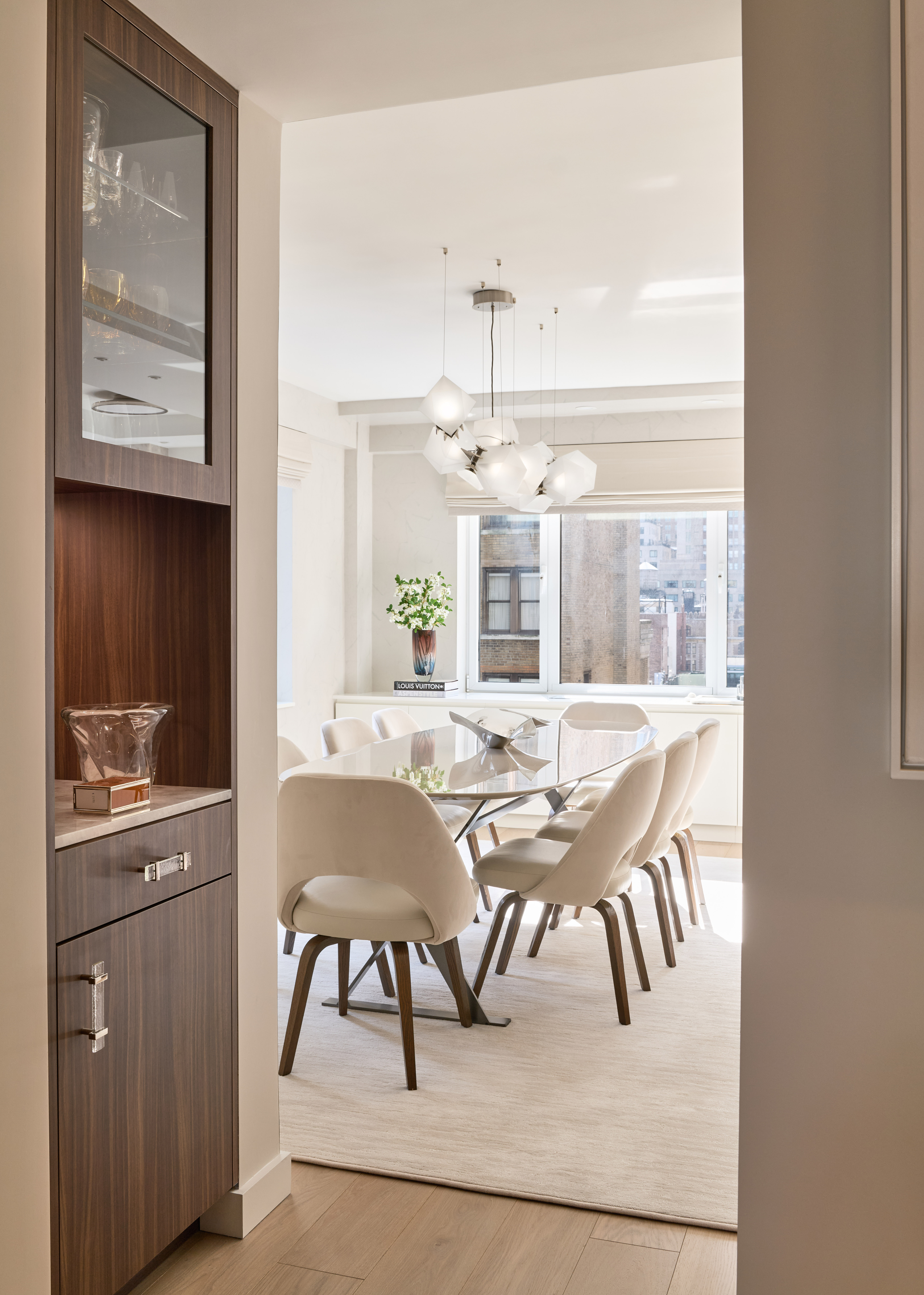 Madison Avenue Image 6
