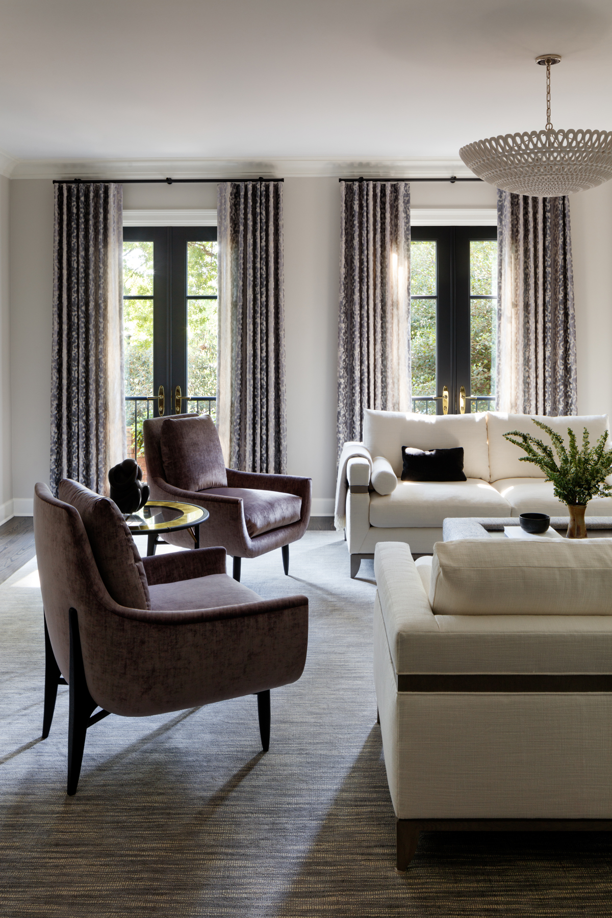Transitional Townhouse Image 8