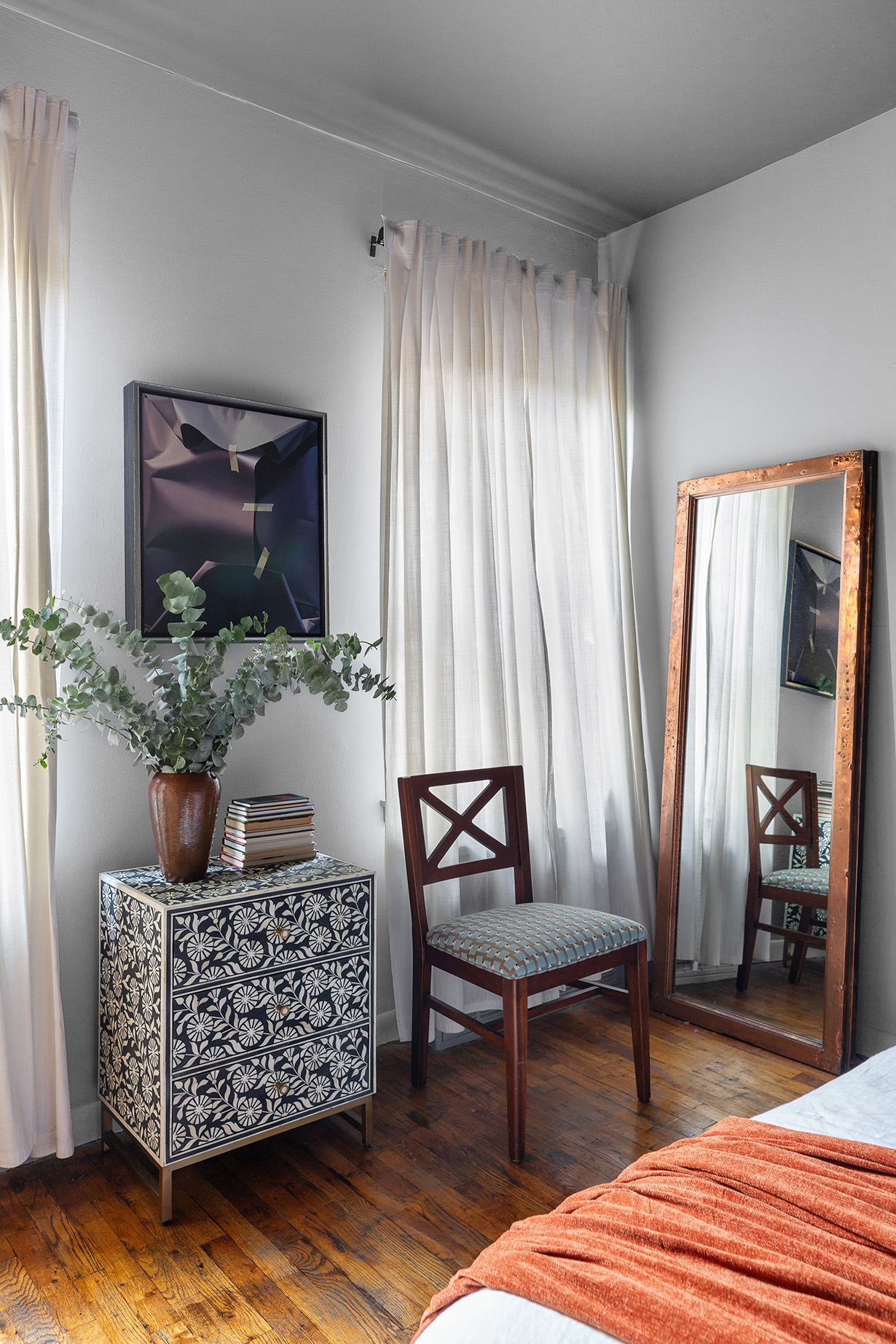 East Village Pad Image 4