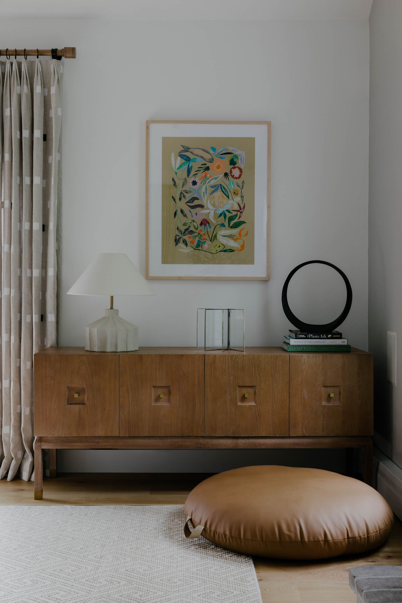 Bridgehampton Abode Main Image