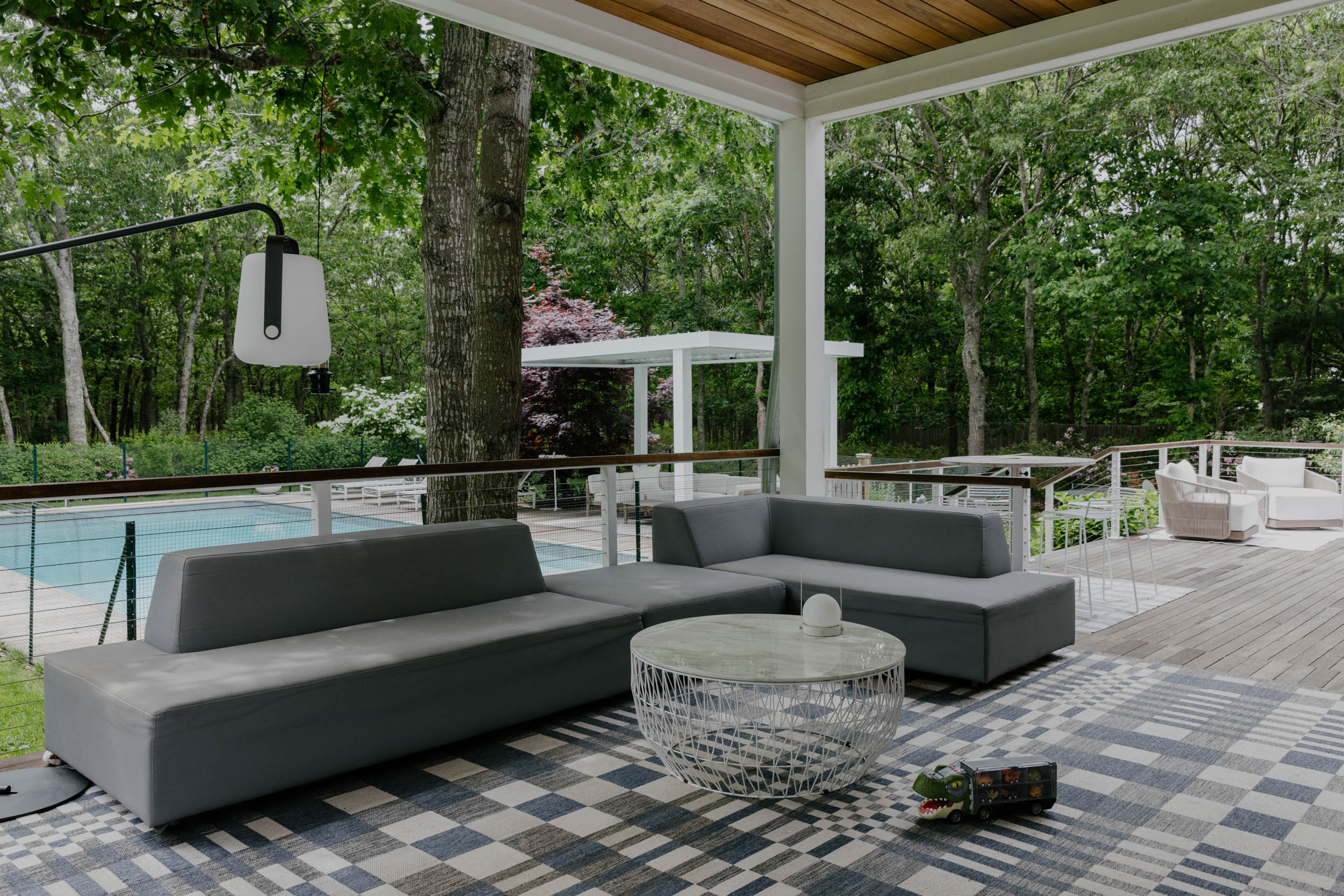 Bridgehampton Abode Image 28