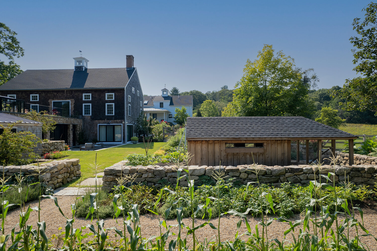 Historic Farmhouse Estate Image 8