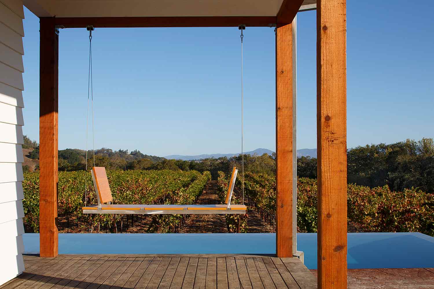 Vineyard Farmhouse Image 9