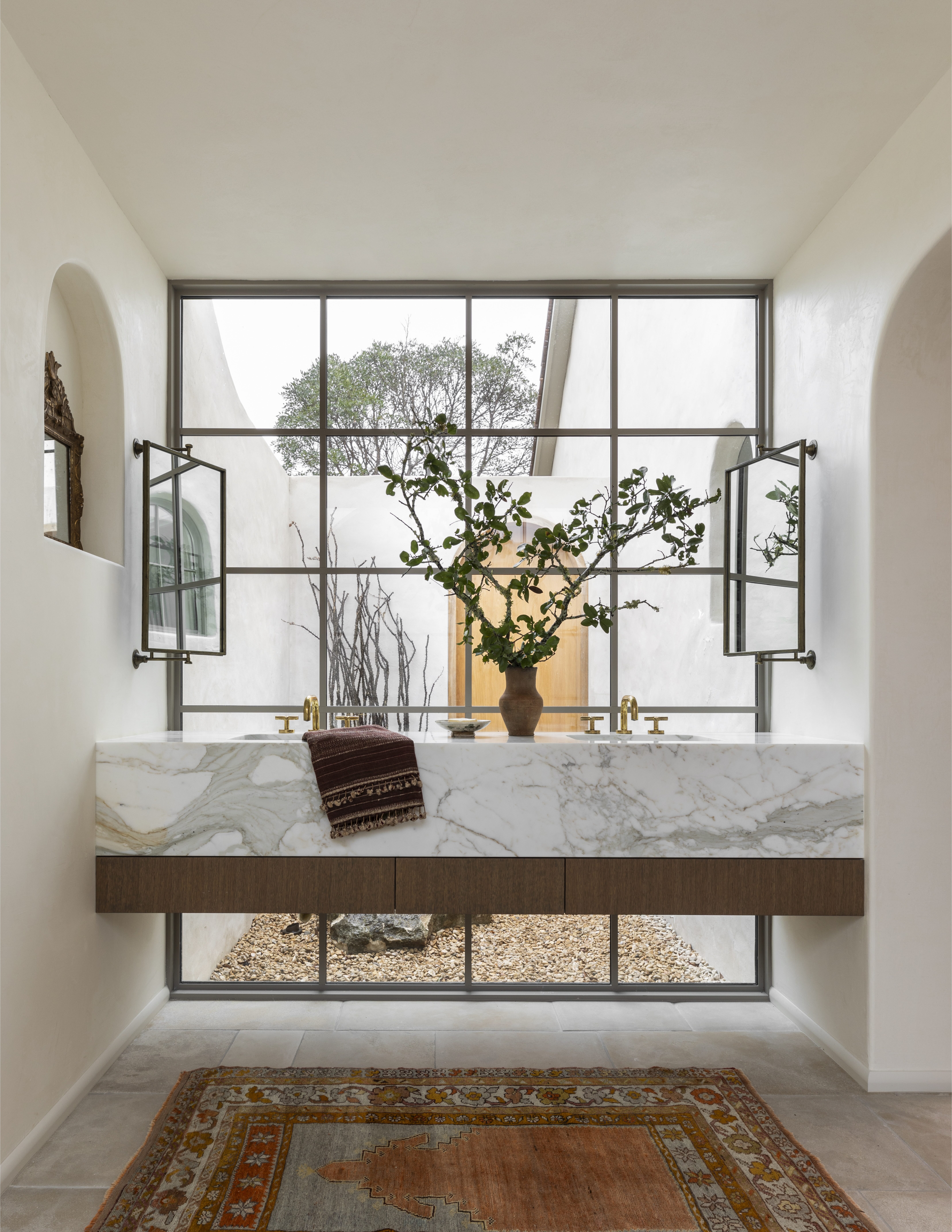 Modern Mediterranean Hacienda Image 5