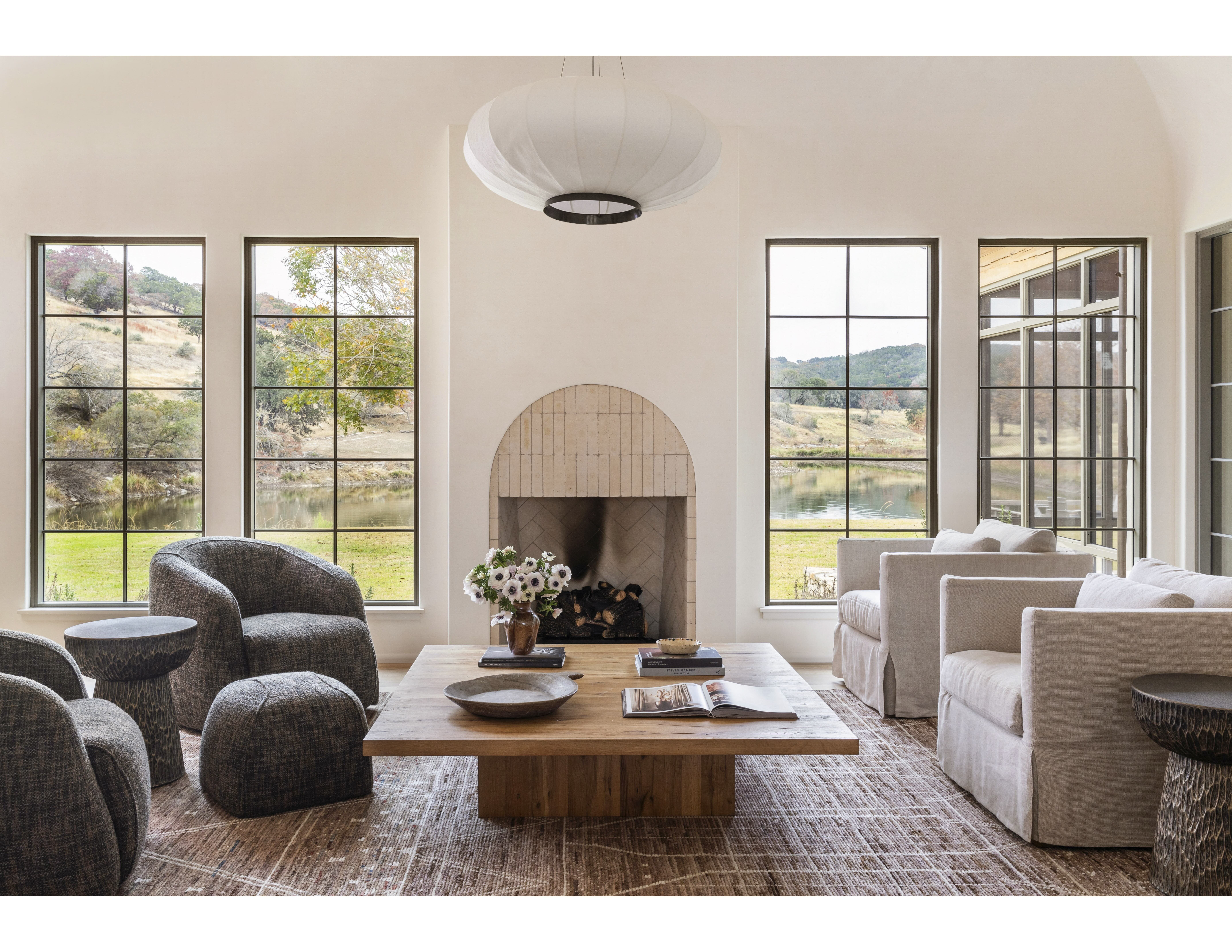 Modern Mediterranean Hacienda Image 7