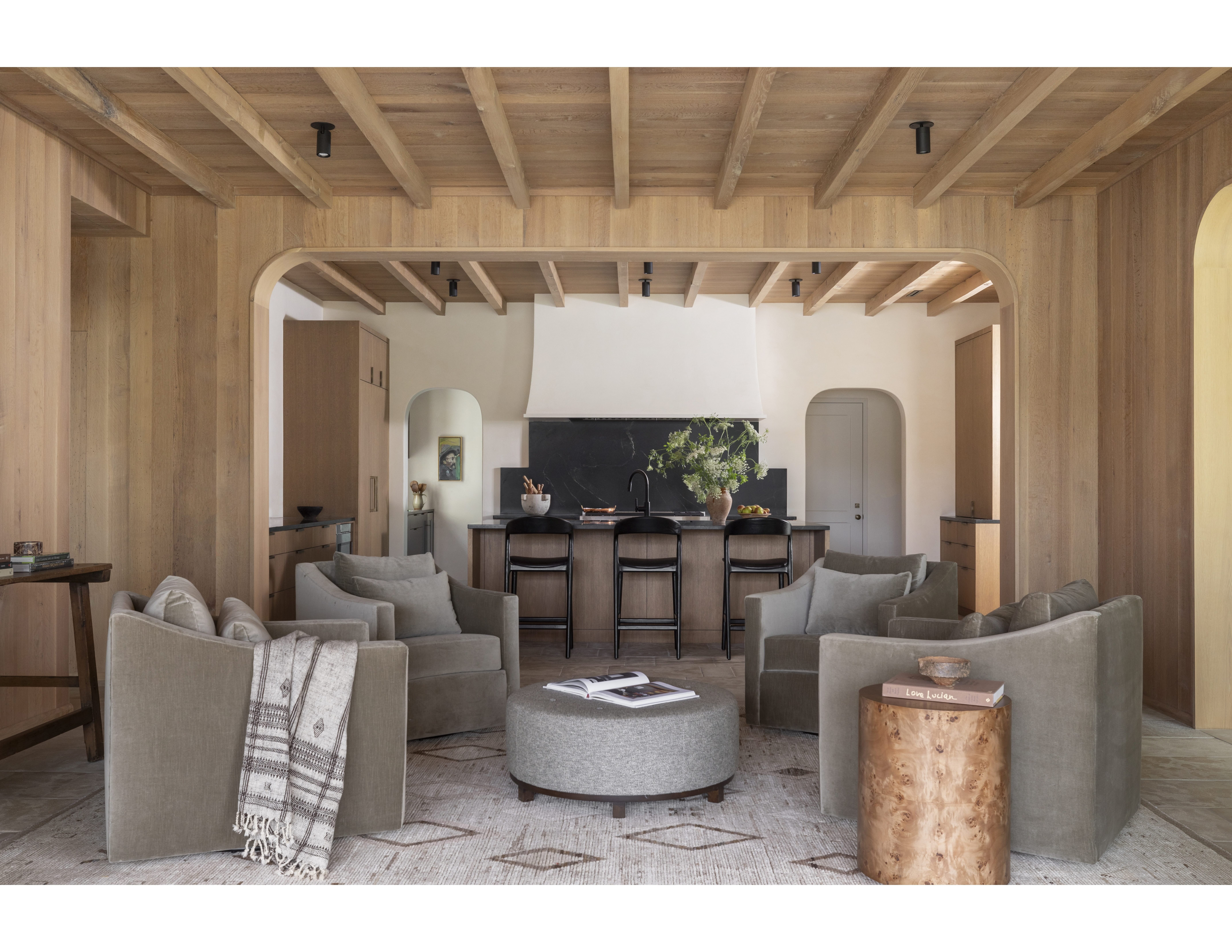 Modern Mediterranean Hacienda Image 8