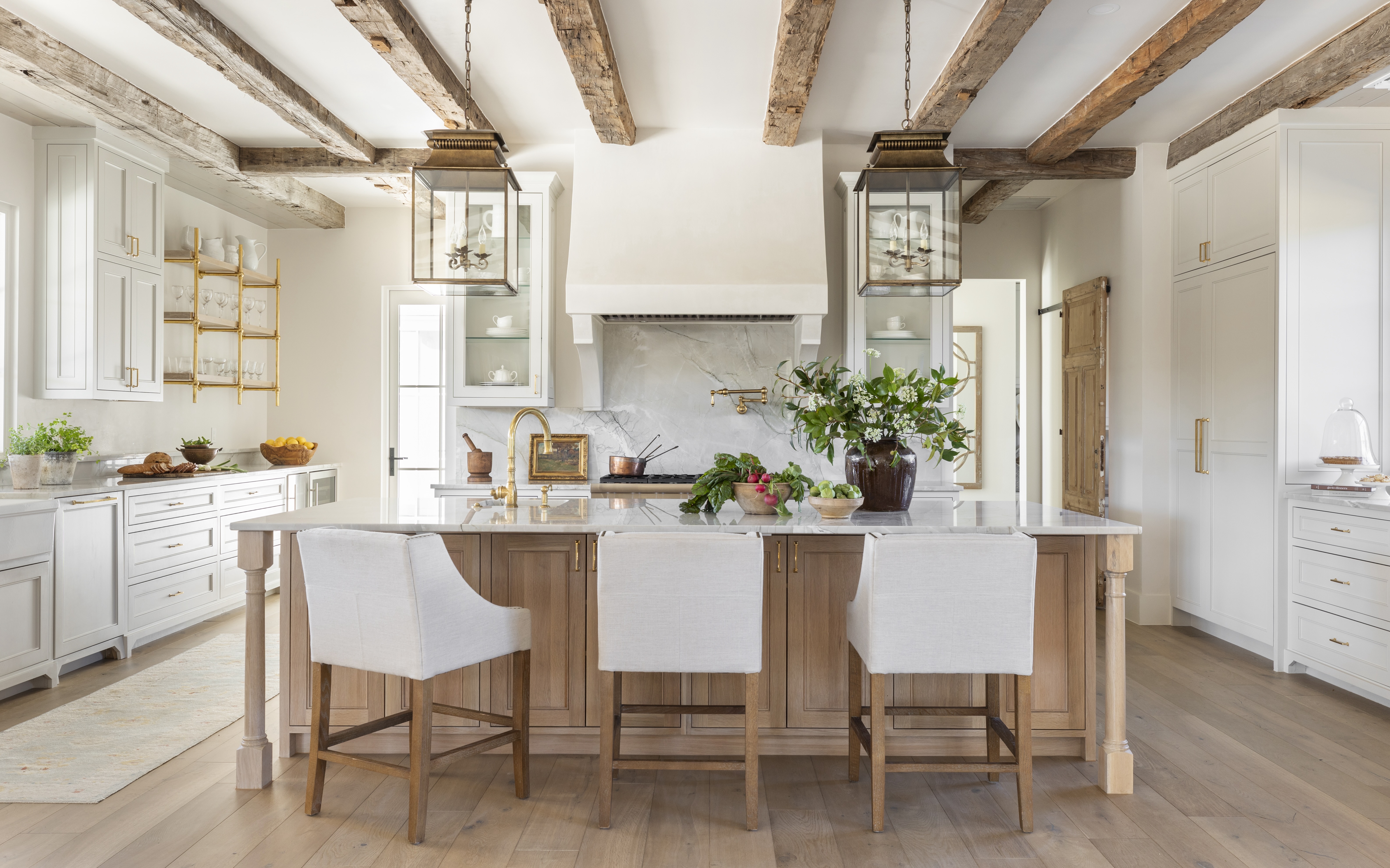 Refined French Country Image 3