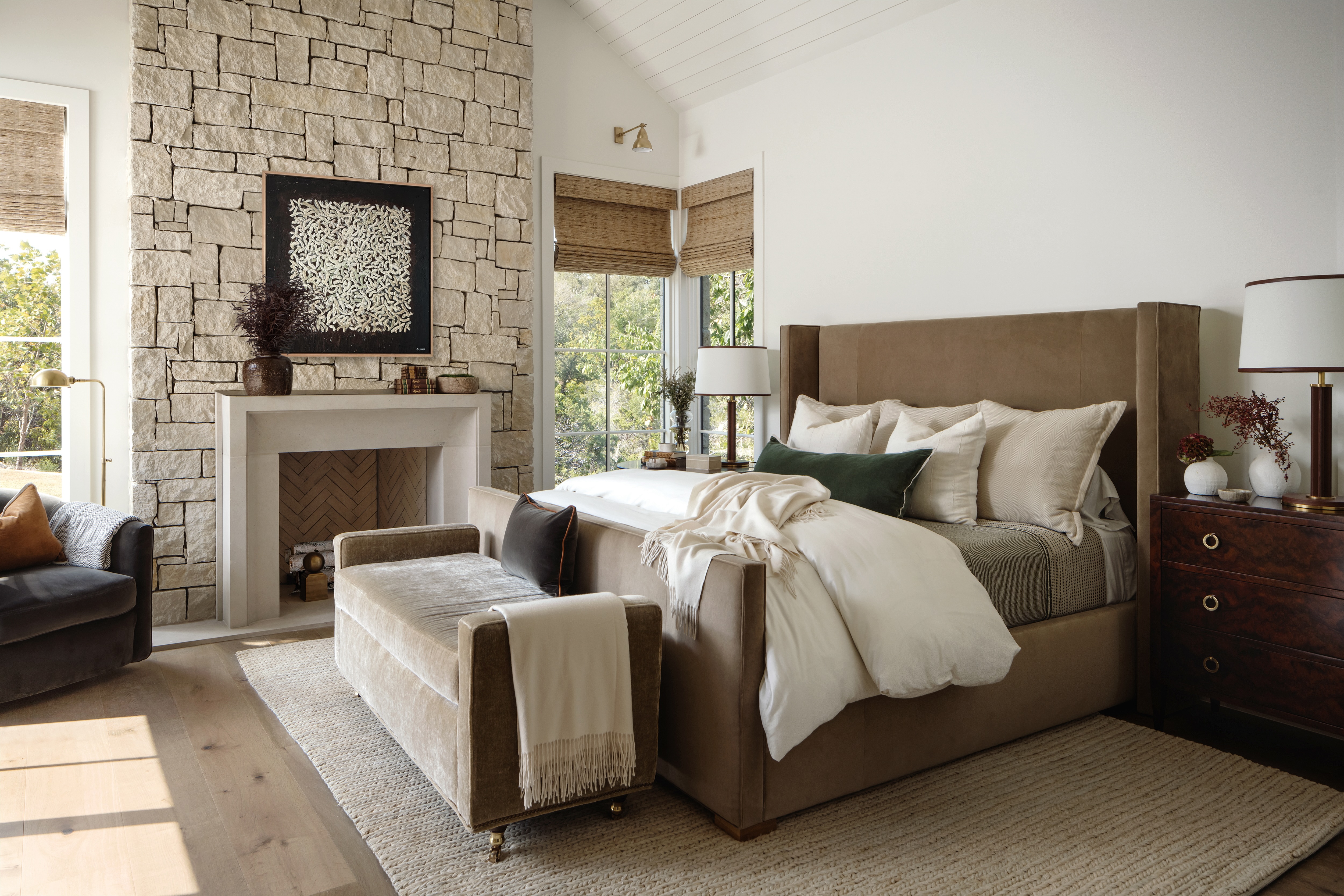 Cottage Traditional with a Modern Twist Image 7