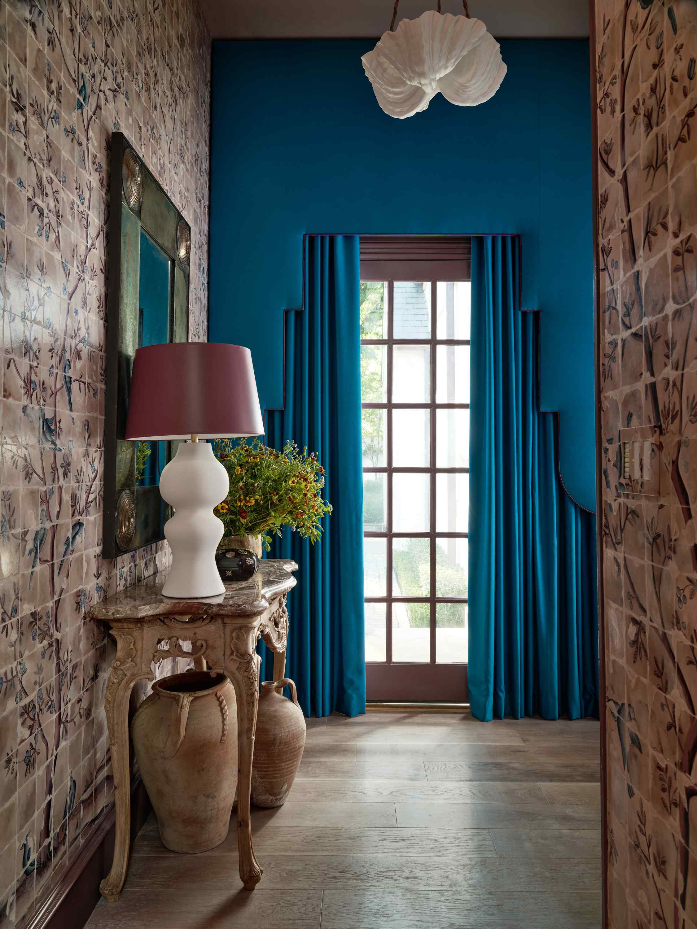 Kips Bay Dallas 2022 Friends Entrance and Landing  Image 2