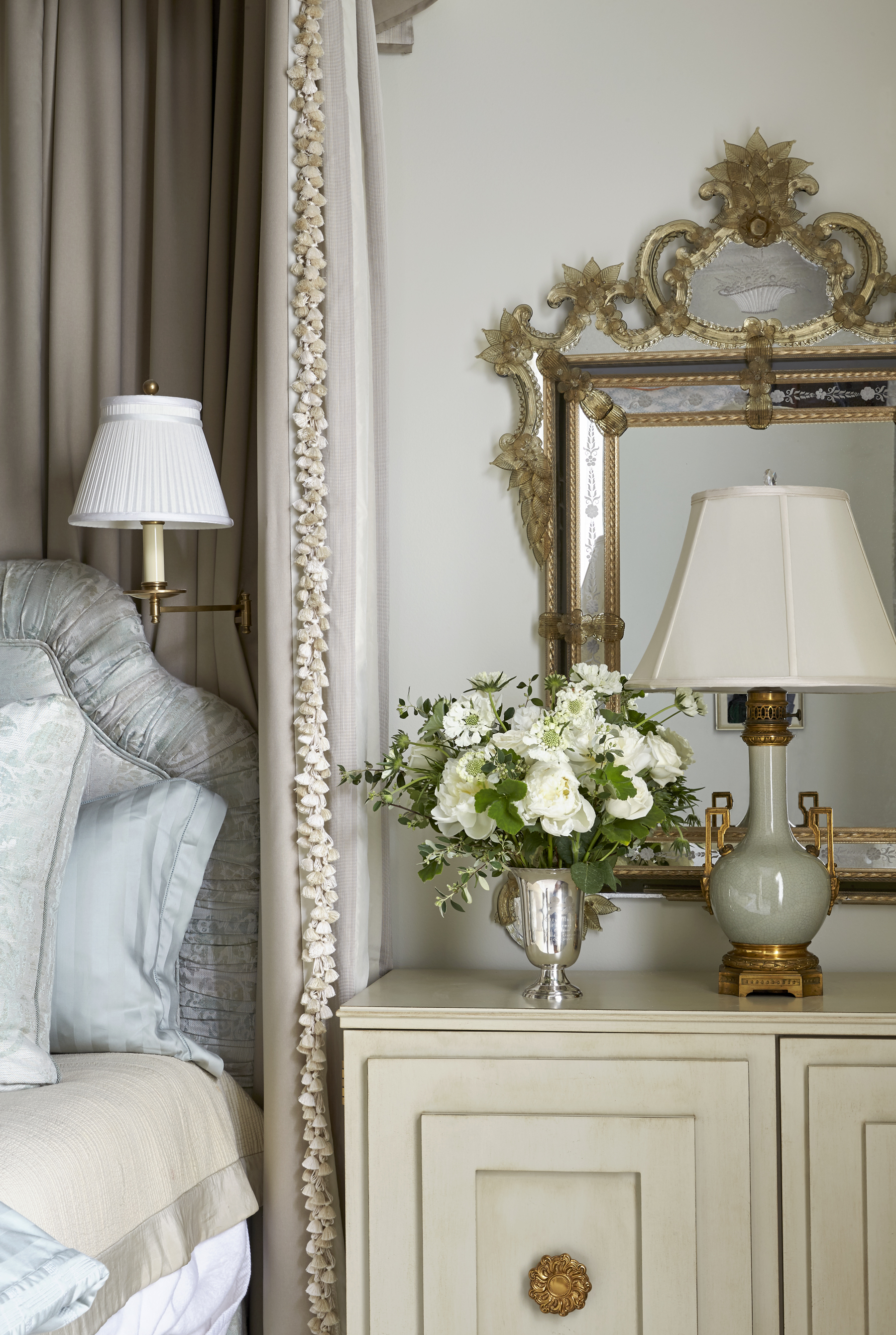 Country to Town: Belle Meade Townhouse  Image 3
