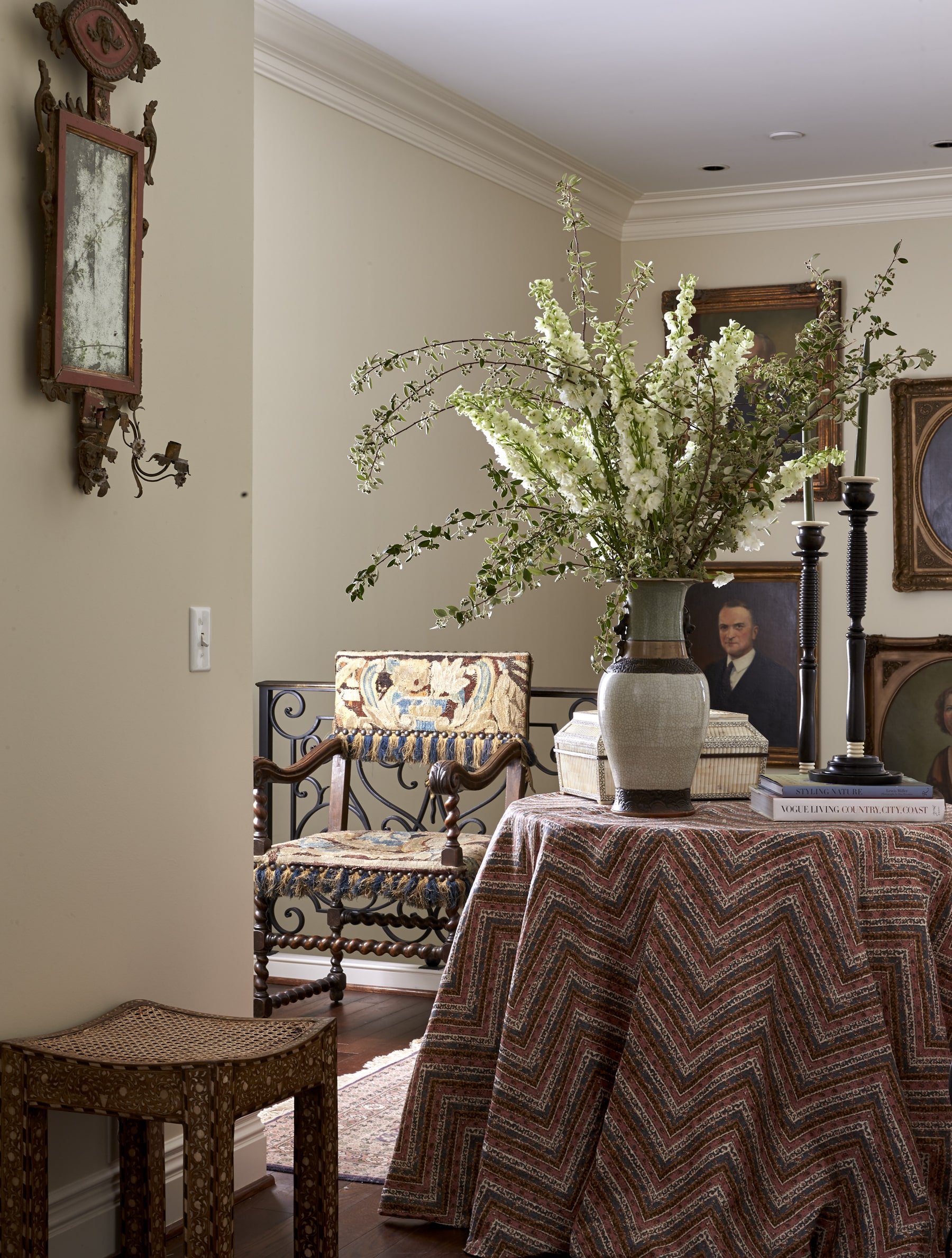 Country to Town: Belle Meade Townhouse  Image 19
