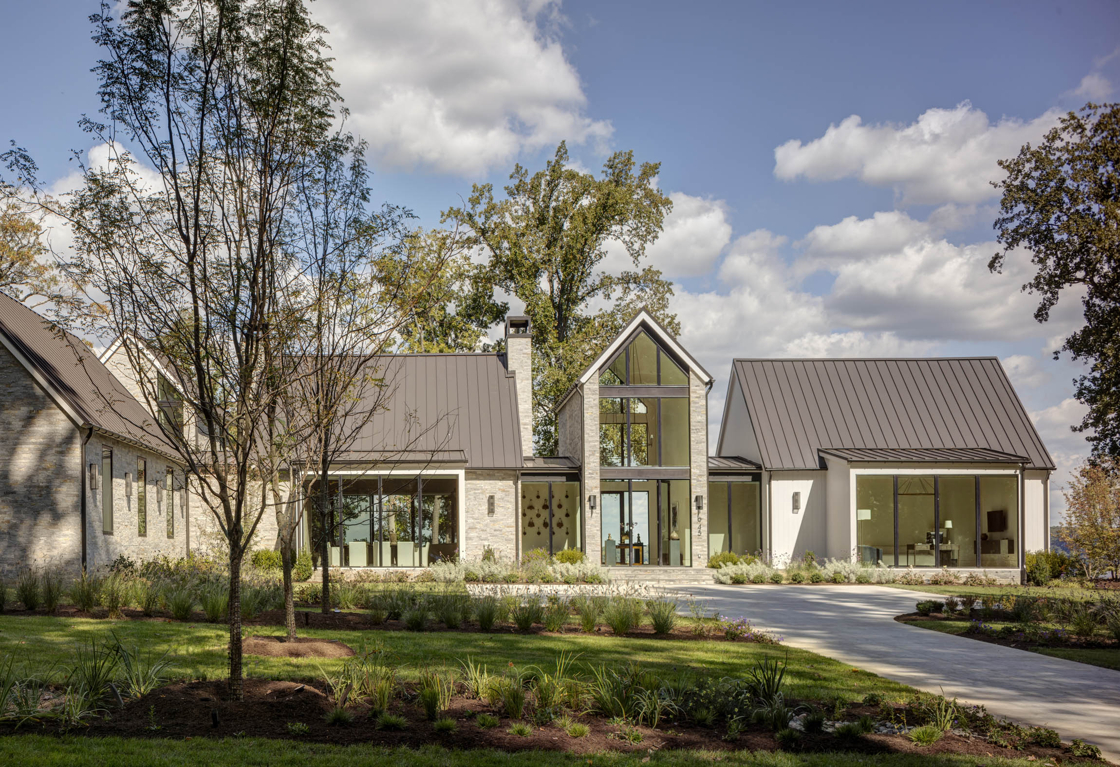 Sahlin Farms Modern Main Image