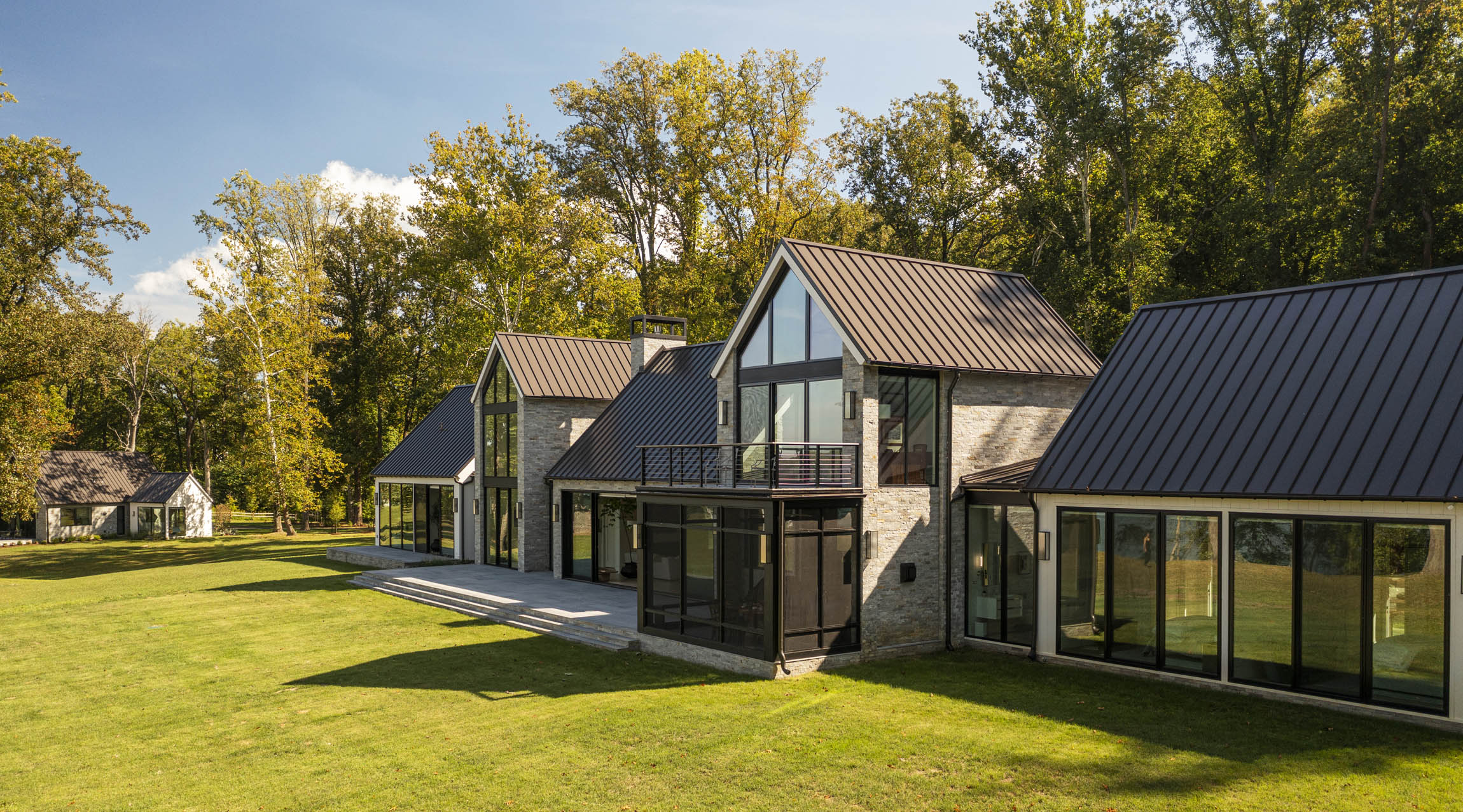 Sahlin Farms Modern Image 1