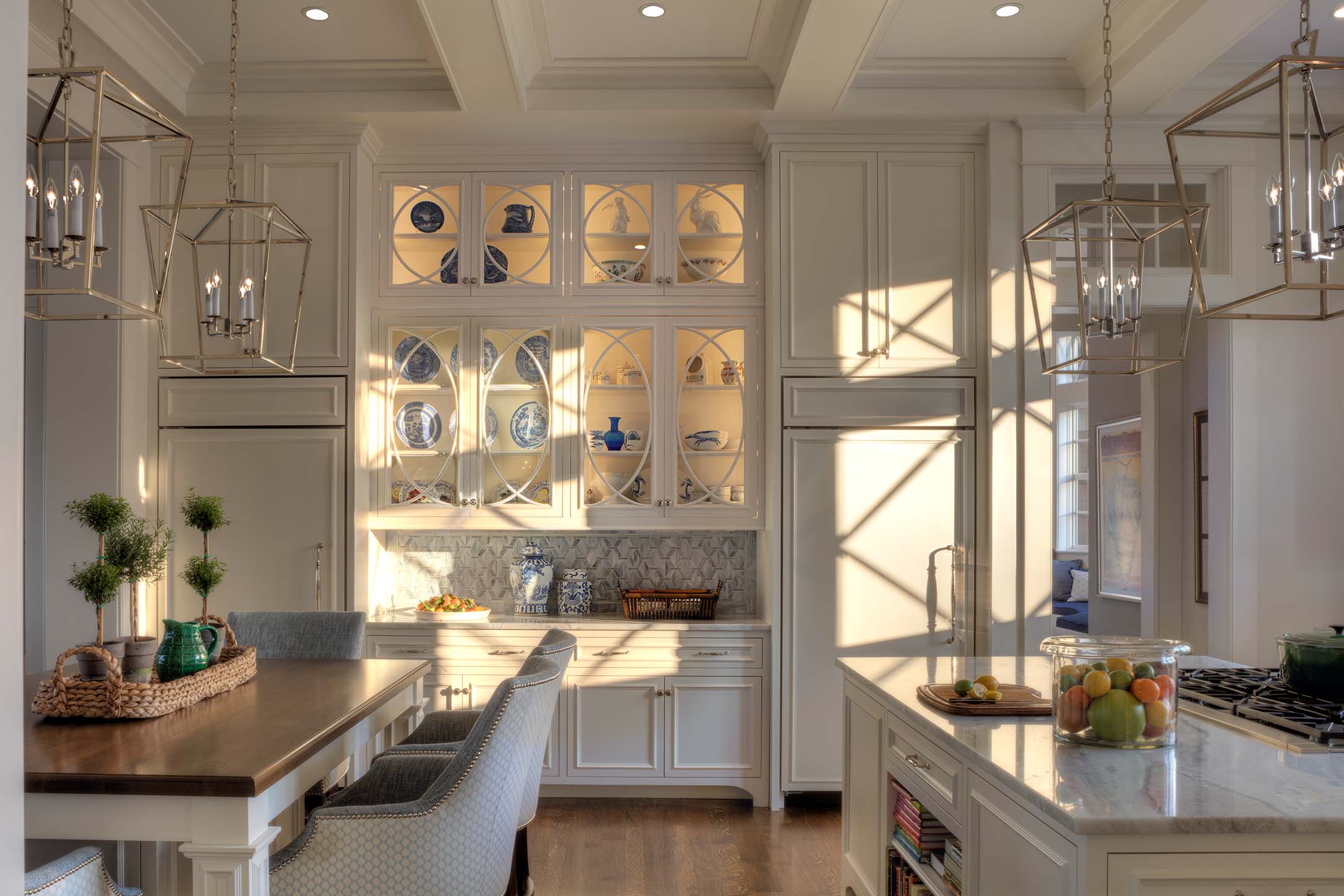 Shingle Style Elegance Image 9