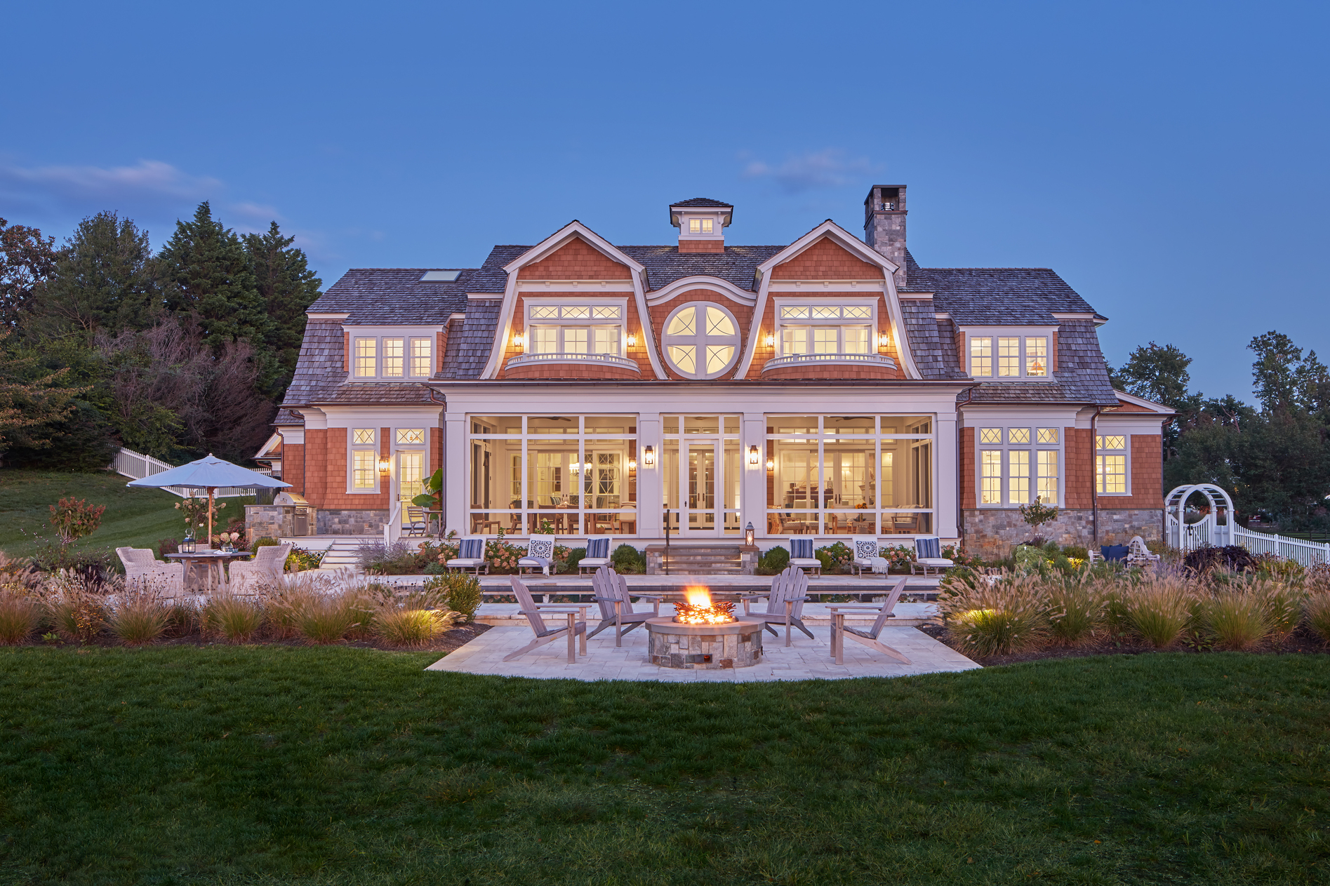 Shingle Style Elegance Image 17
