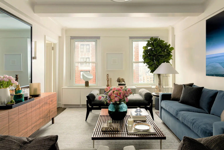 Upper West Side Pied-A-Terre Main Image