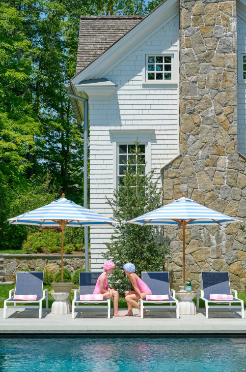 Town & Country Image 19