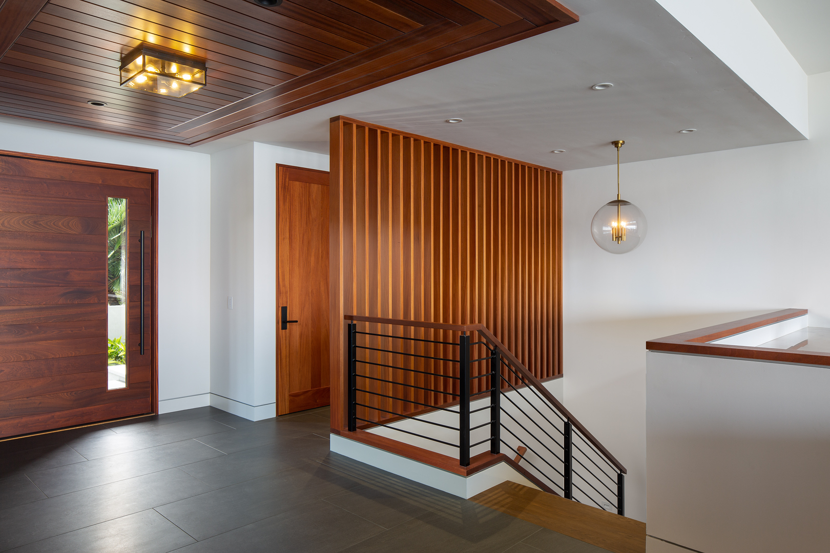 Tropical Bayfront Residence Image 5