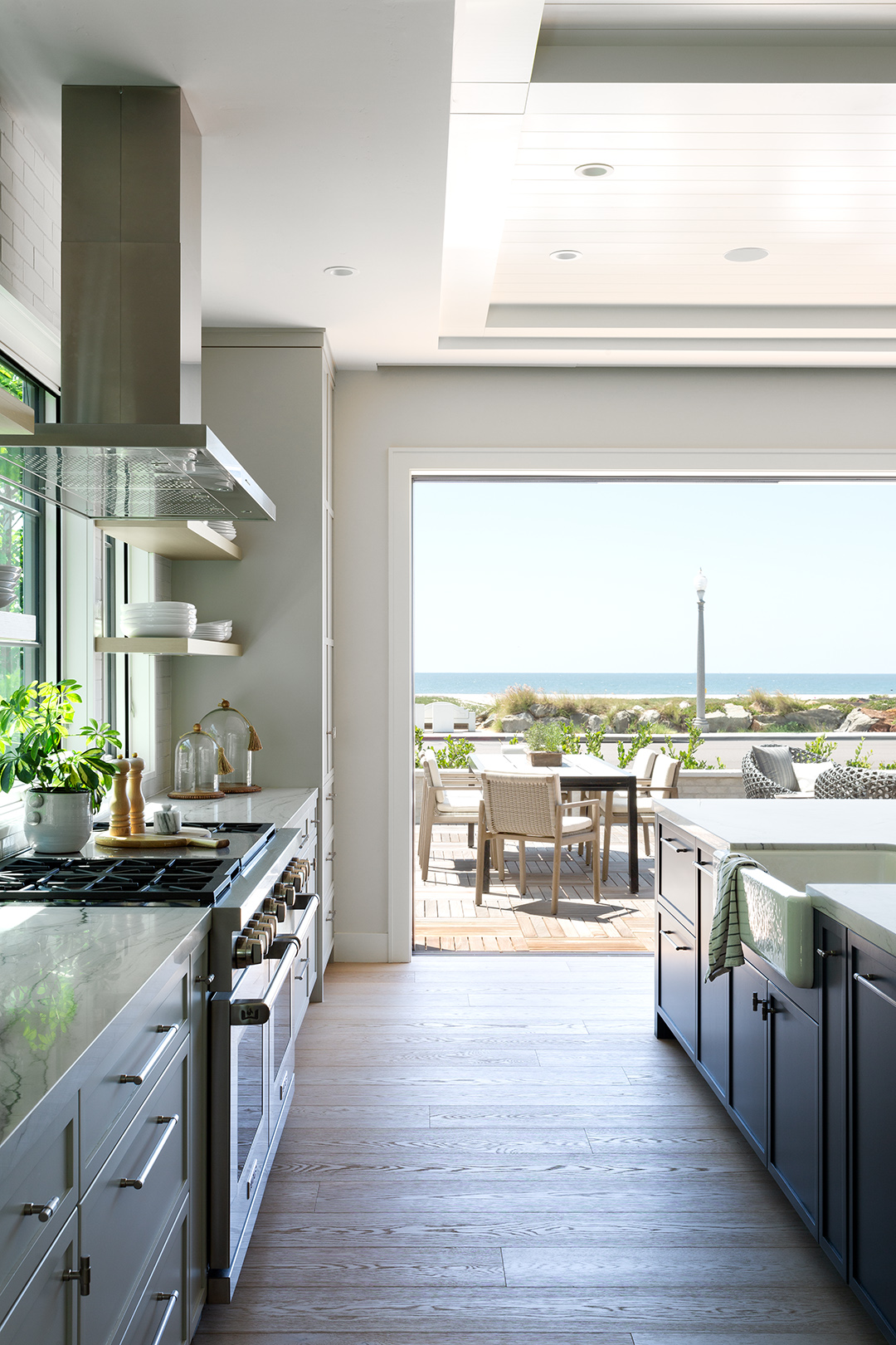 Central Beach Residence Image 4