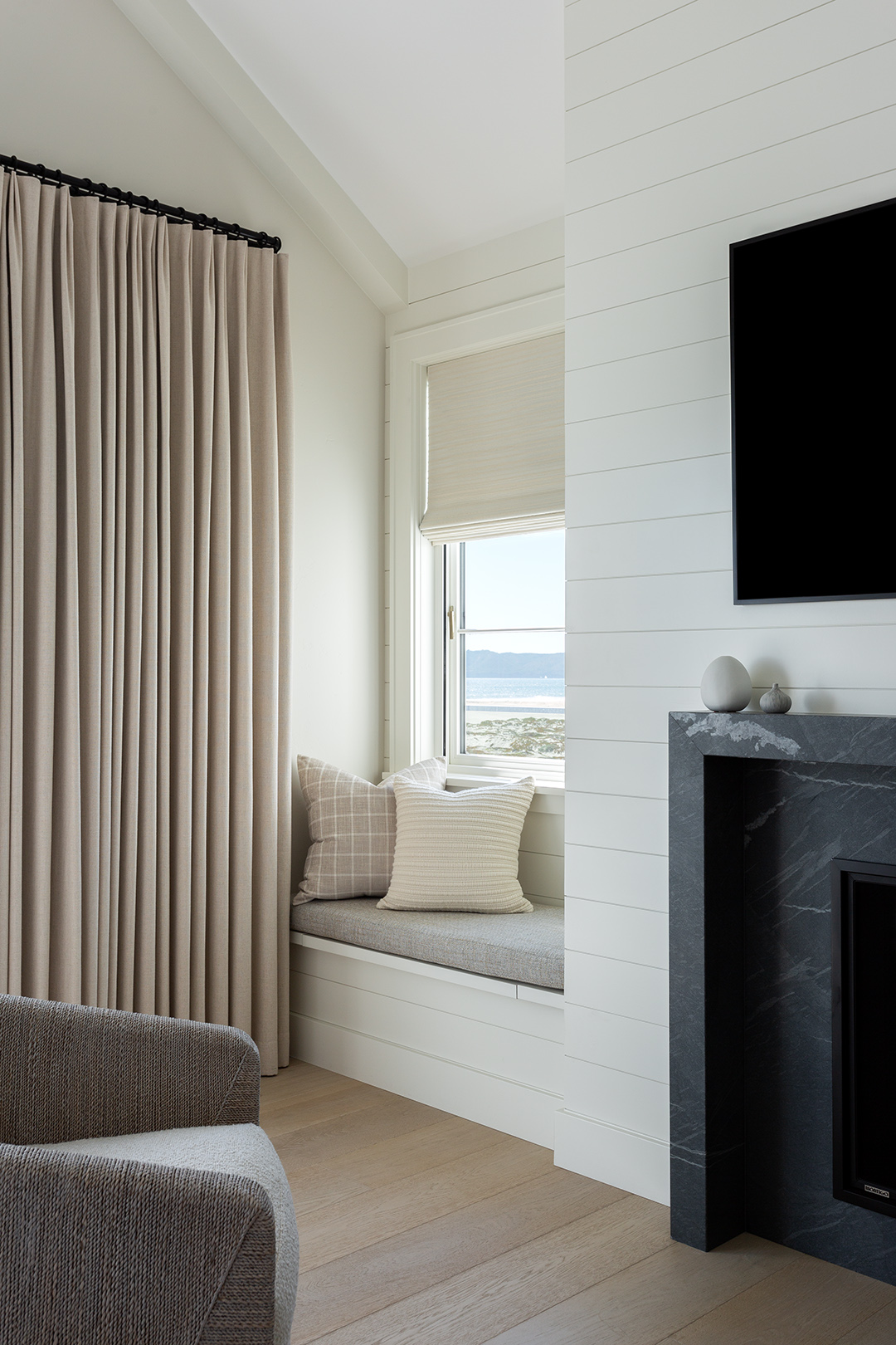 Central Beach Residence Image 12