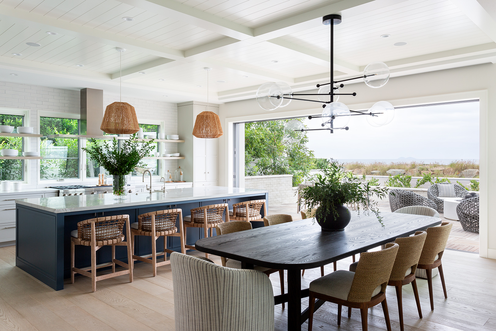 Central Beach Residence Image 16