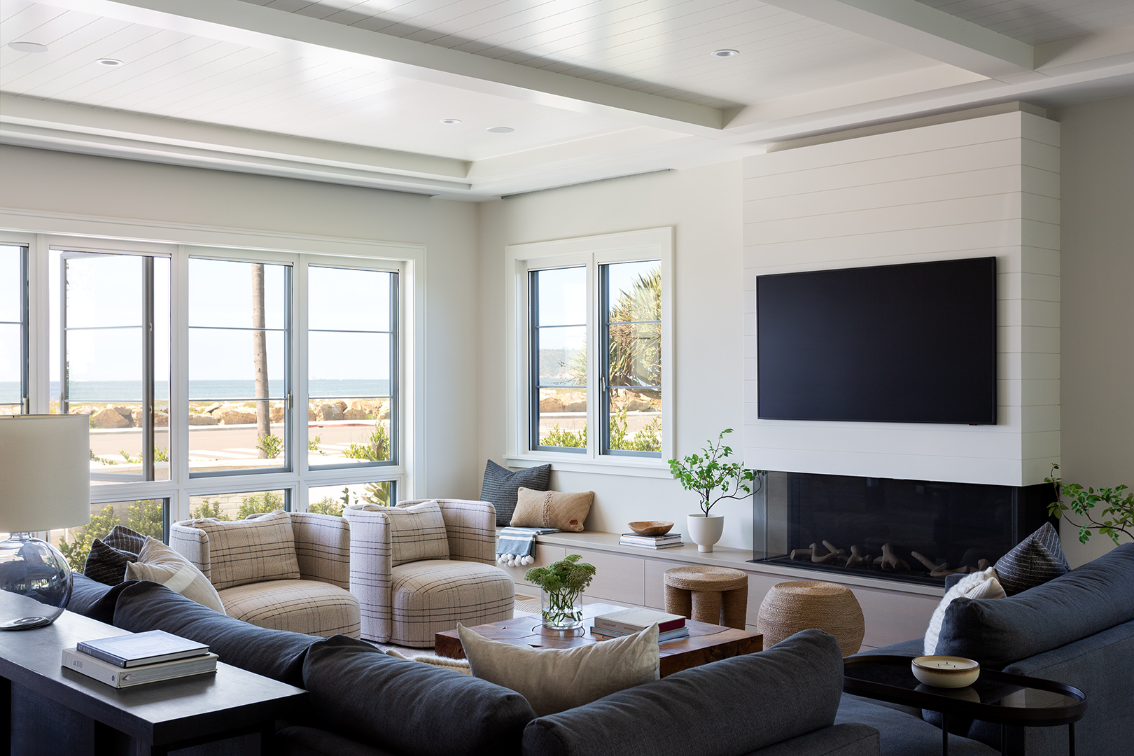 Central Beach Residence Image 20