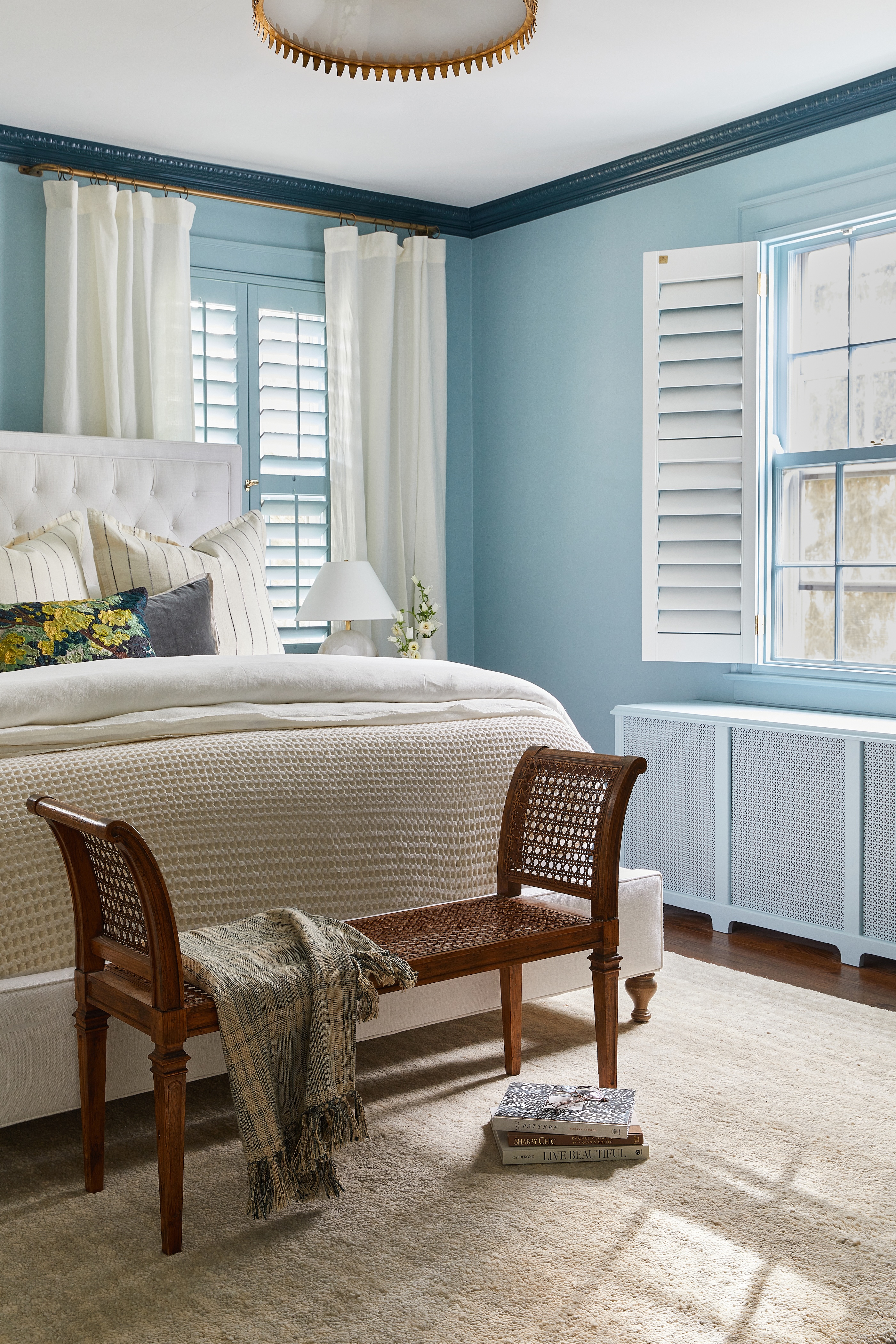 Southern Charm Image 12