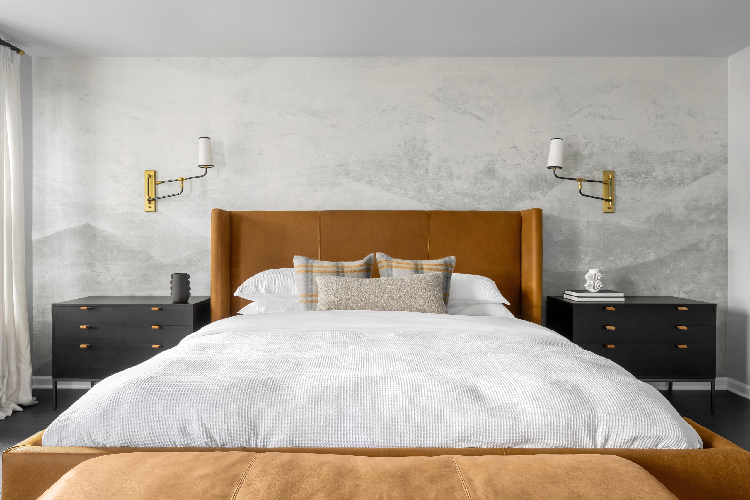 Bachelor Pad Residence Image 11