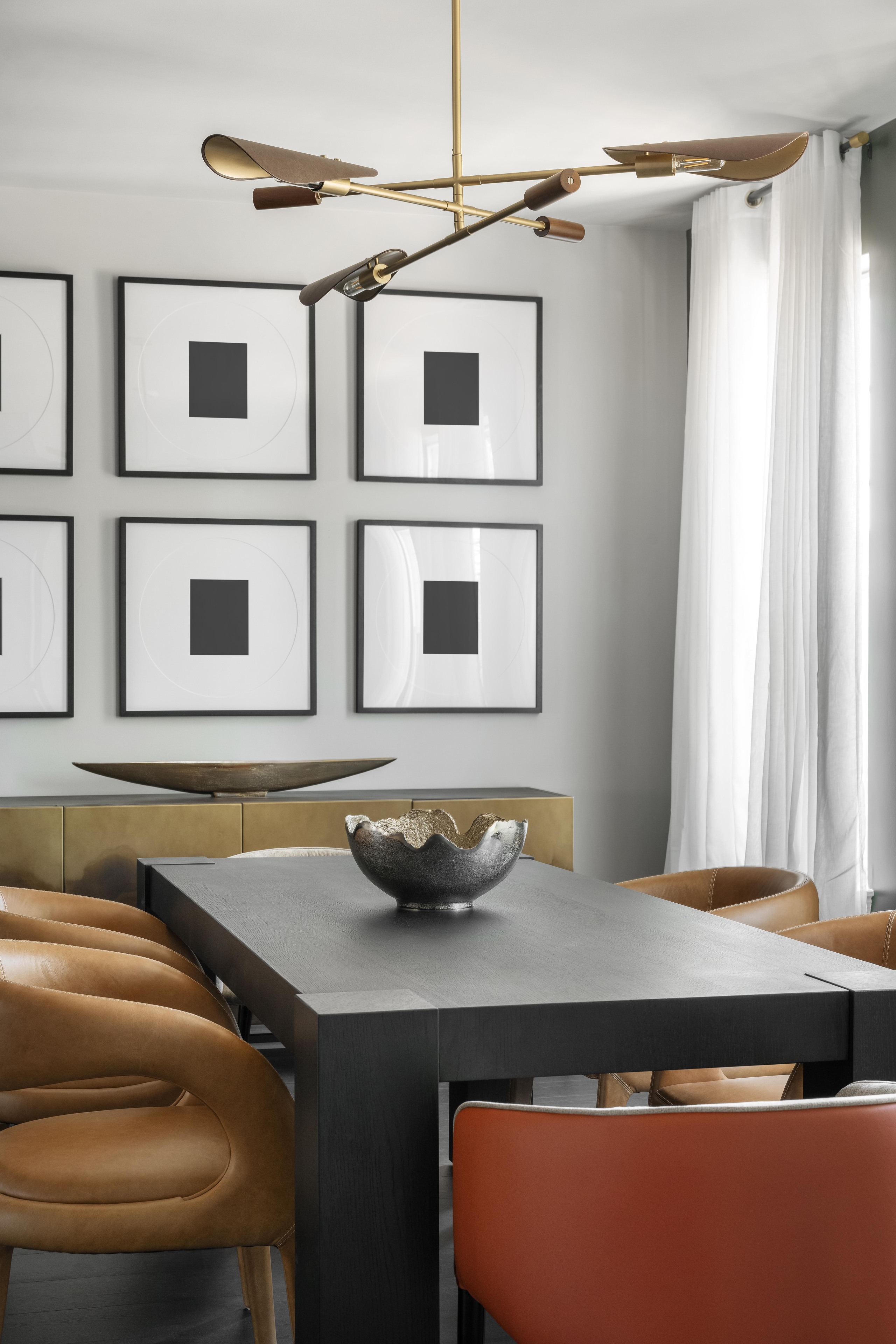 Bachelor Pad Residence Image 17