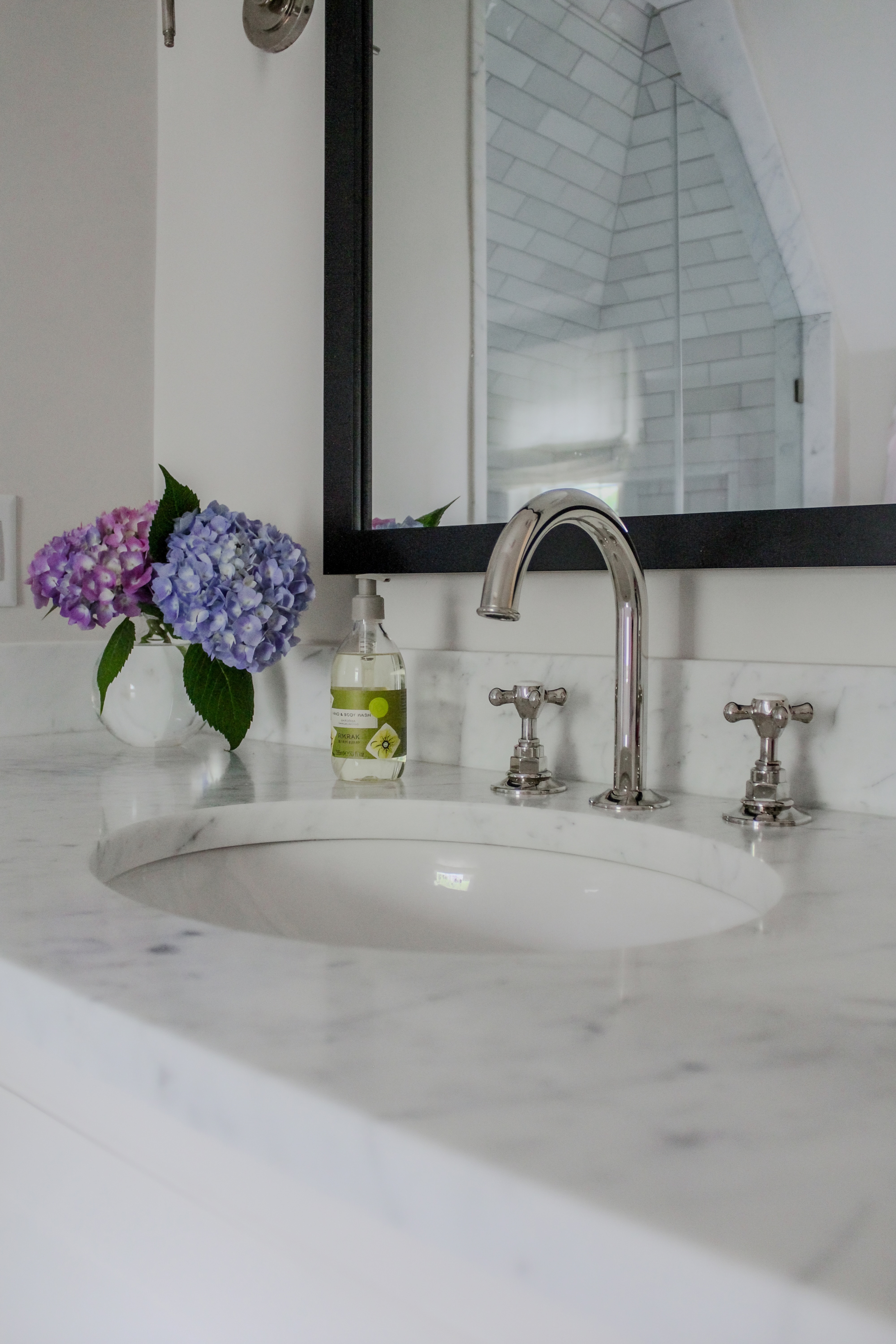Heirloom English Tudor Guest Bathroom Image 1