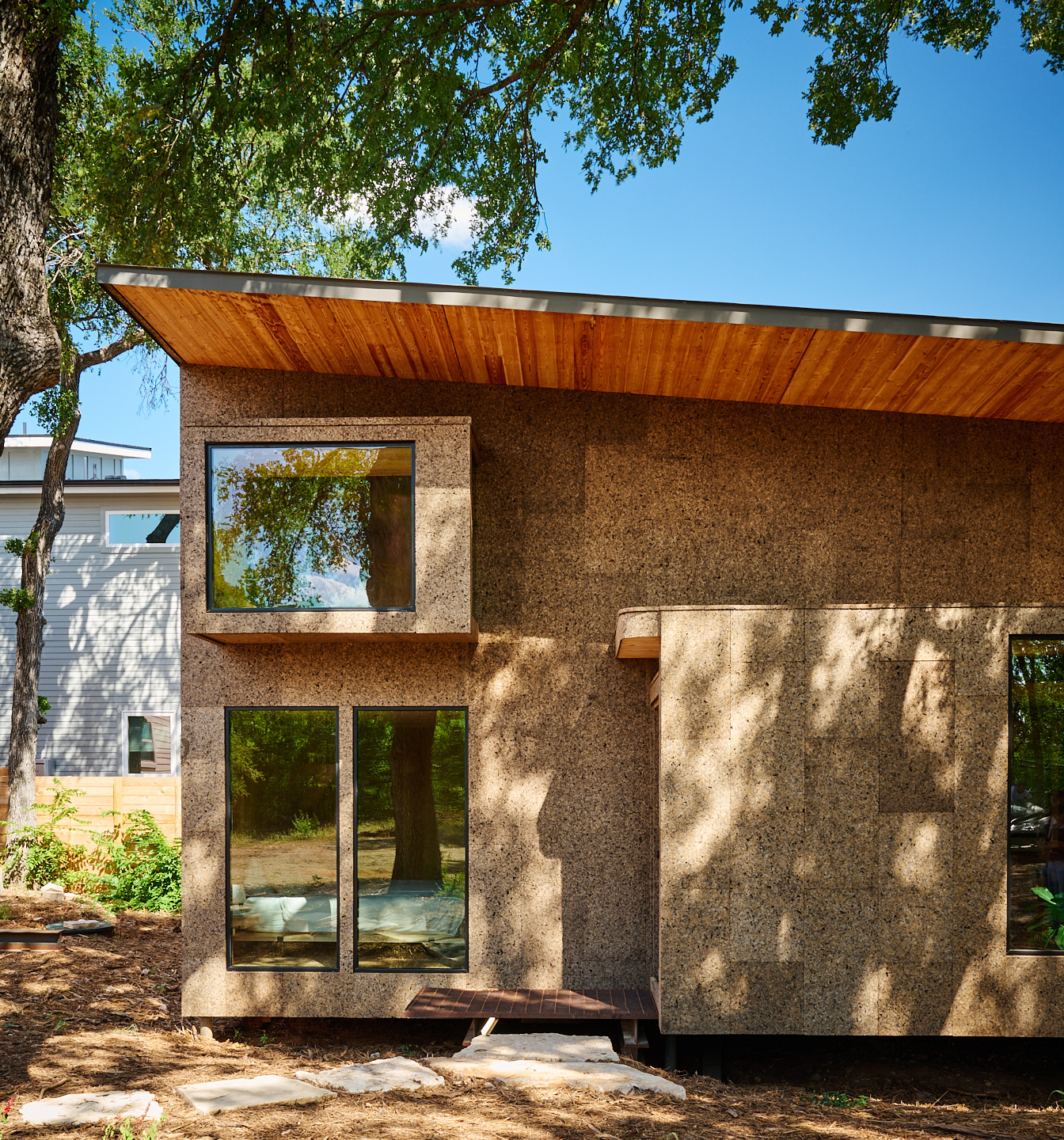 Cross Cabin Image 19