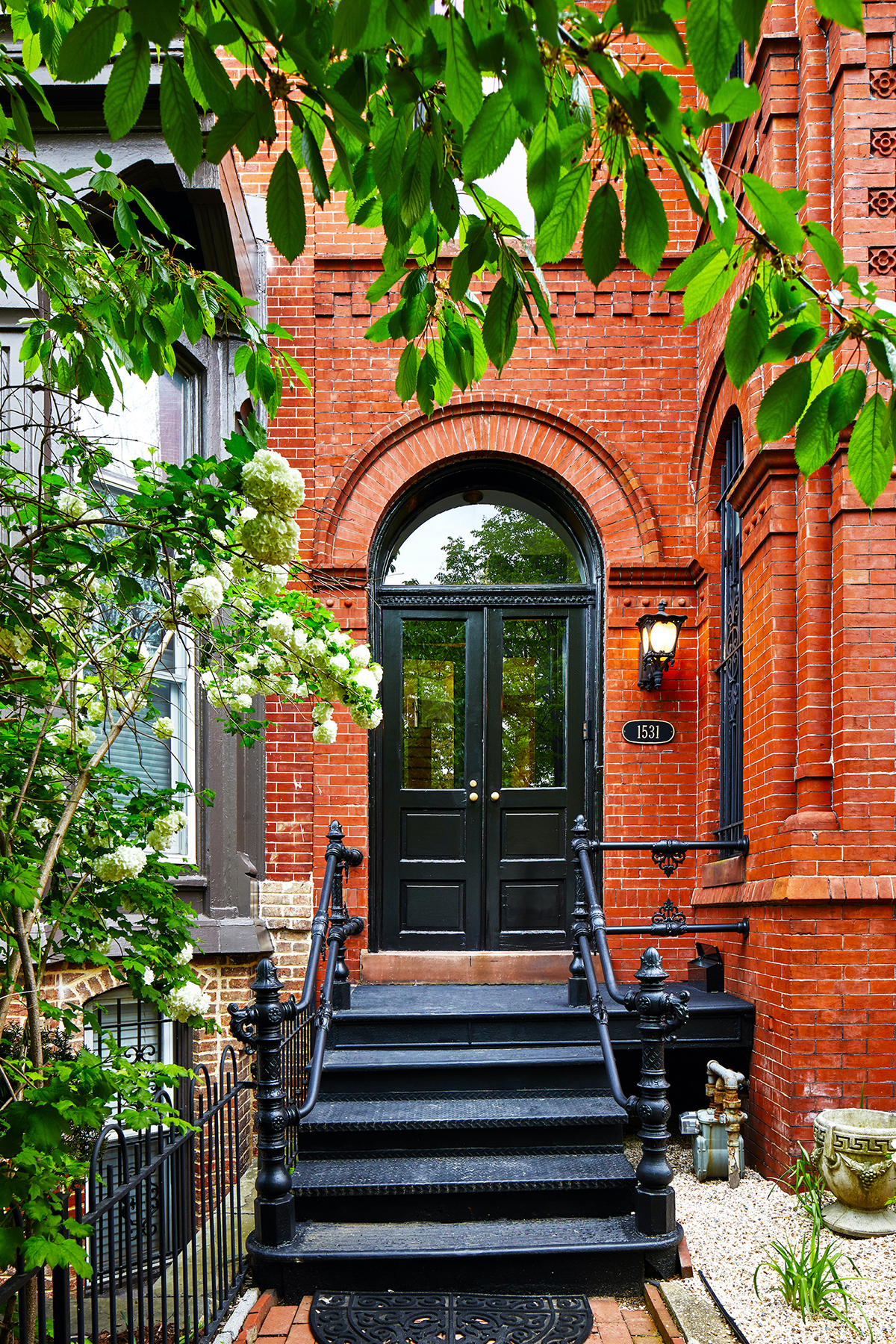 Historic Shaw Rowhouse Image 1