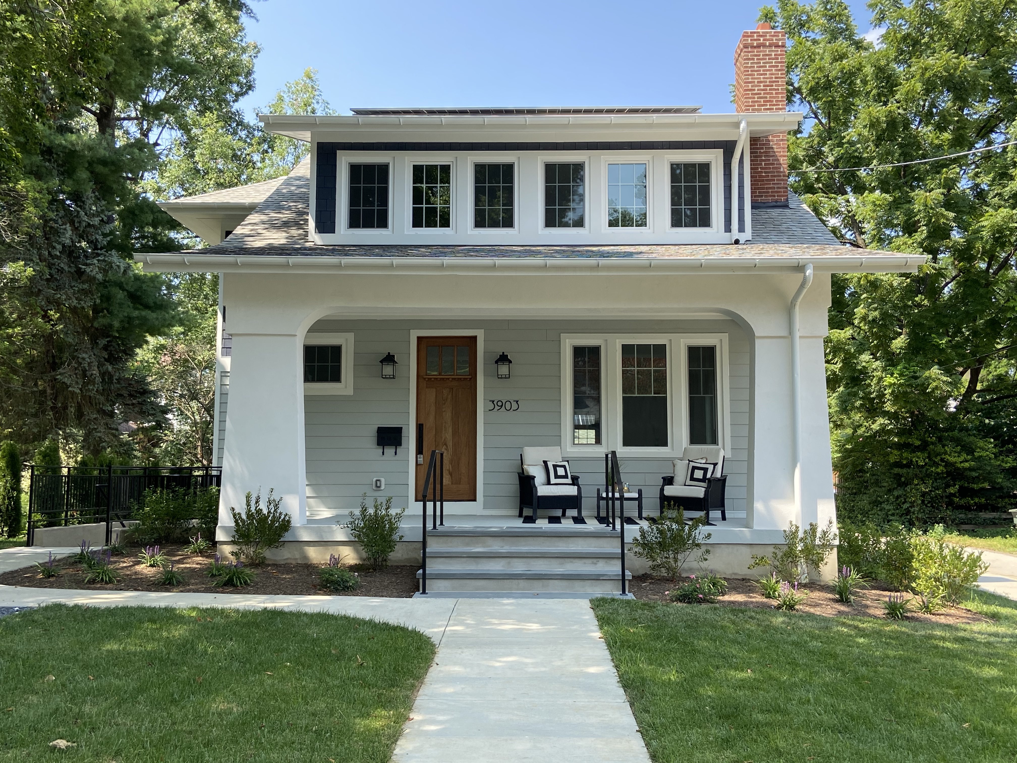 Net-Zero Bungalow Main Image