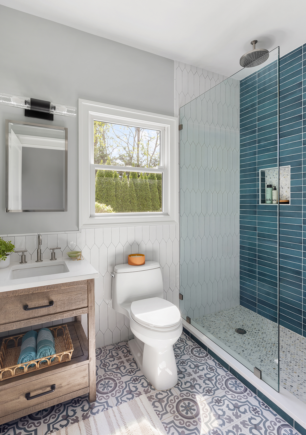 Belmar Beach House featured in HGTV Magazine March/April 2025 Image 13