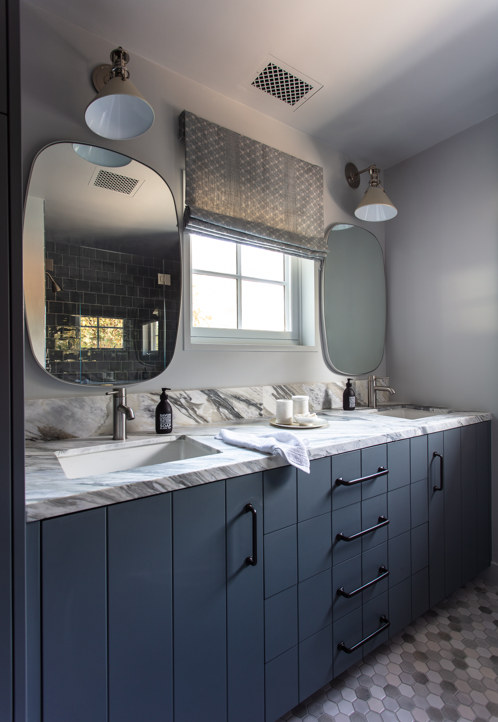 Montecito Beach House  Image 25
