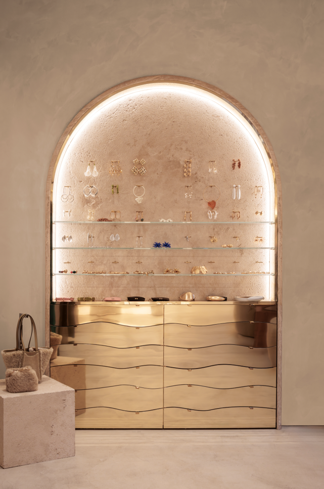 Cult Gaia Miami Image 8