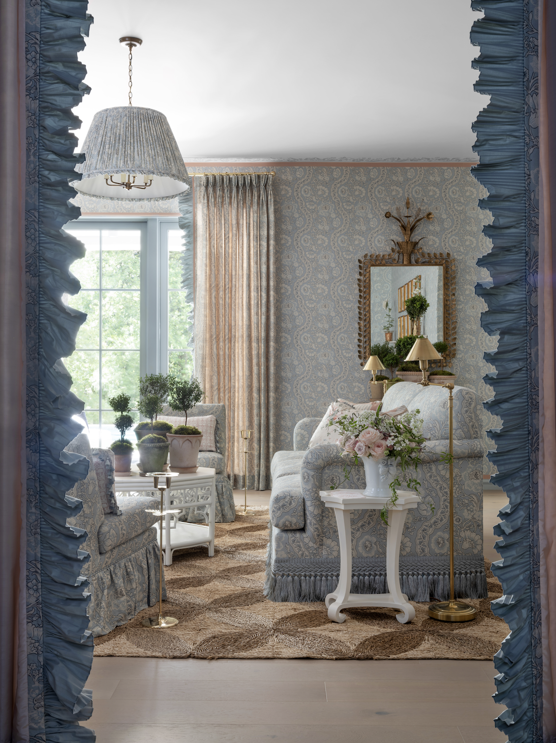 Southeastern Showhouse Garden Lounge Image 6