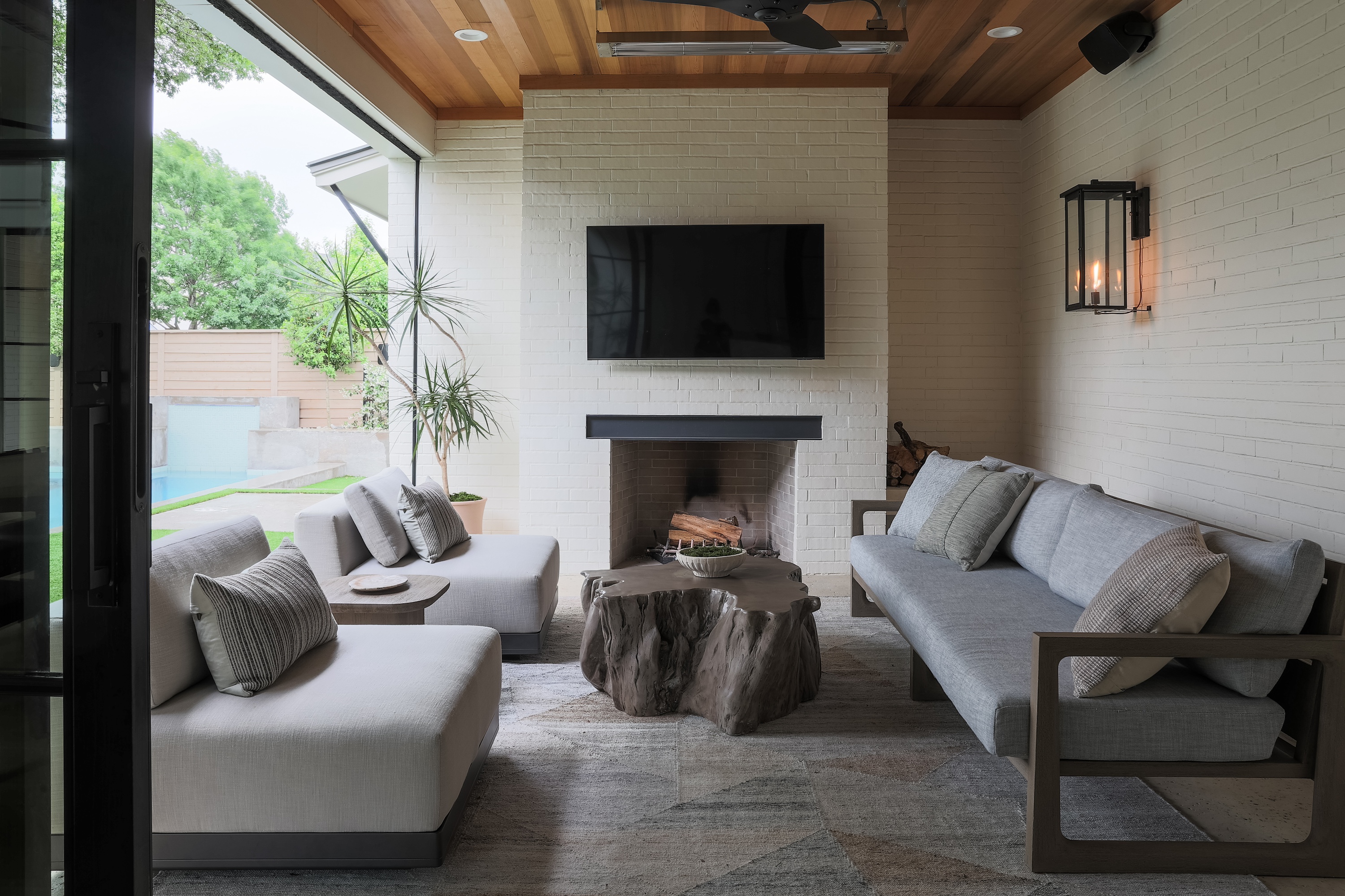 Lakewood Modern Image 10