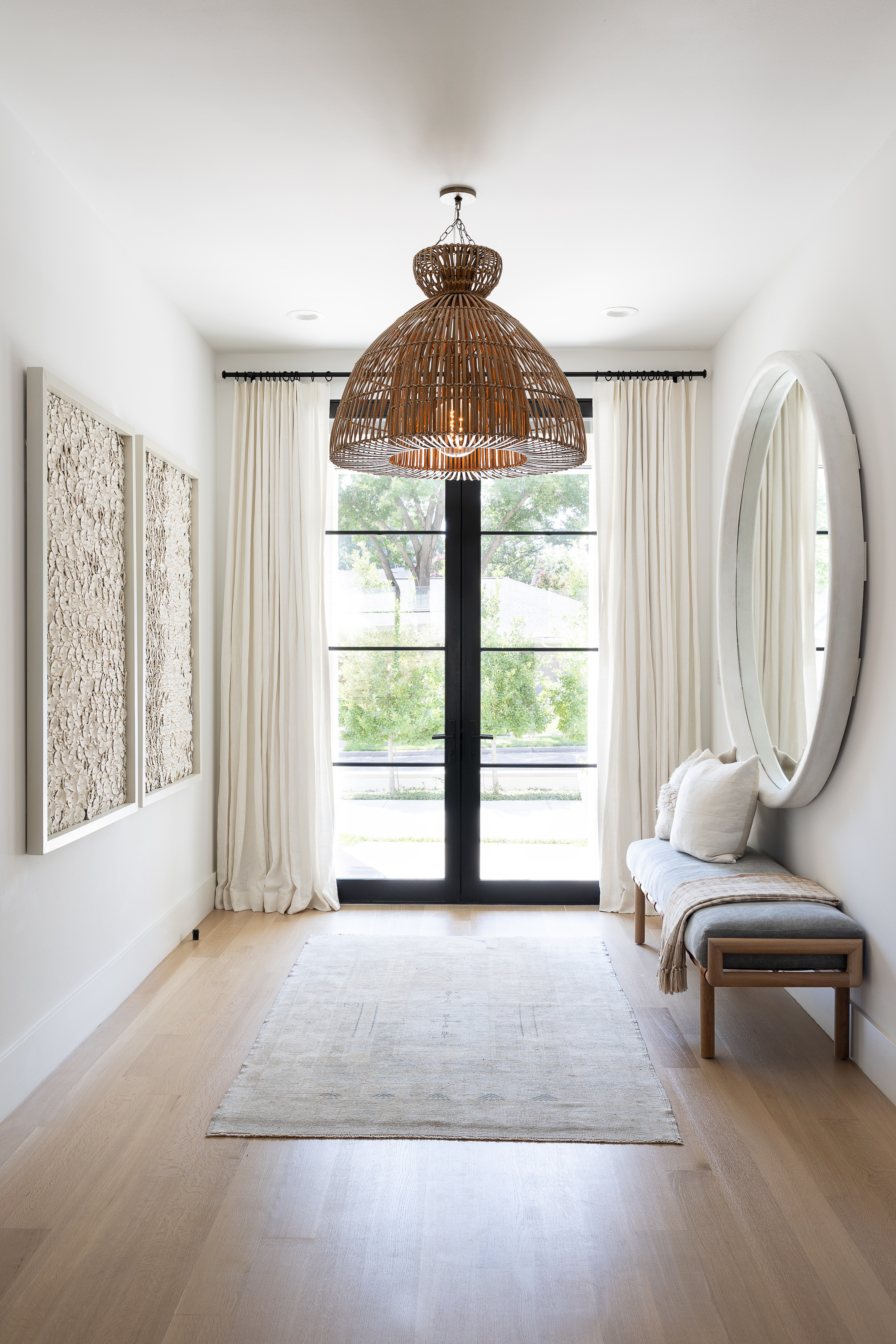 Relaxed Modern Image 1