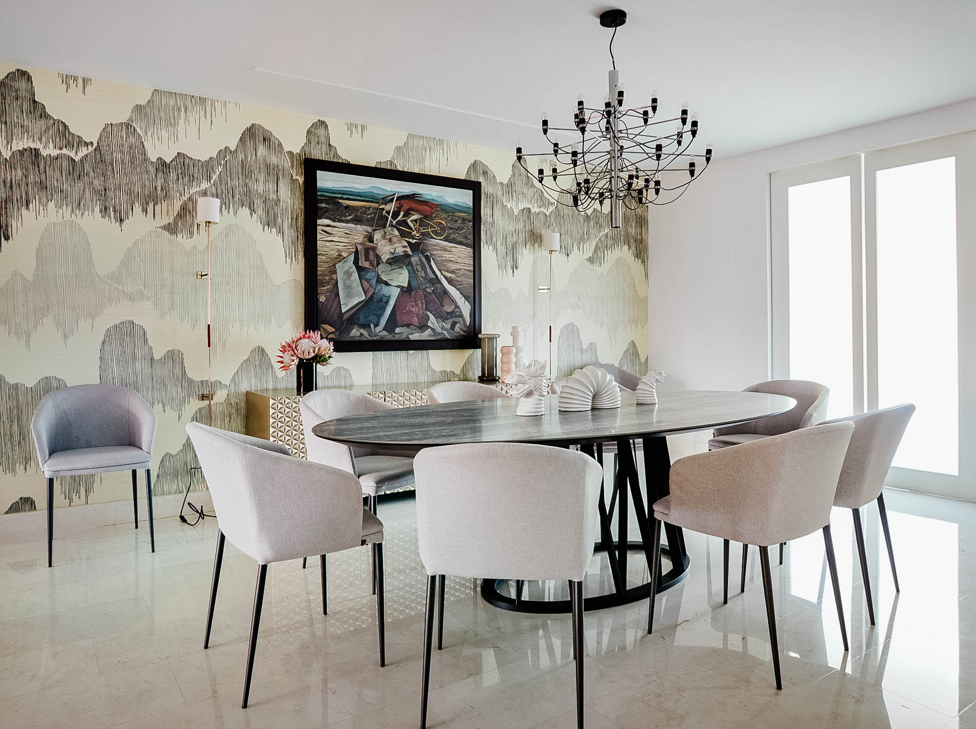 Upside Downsize Image 8