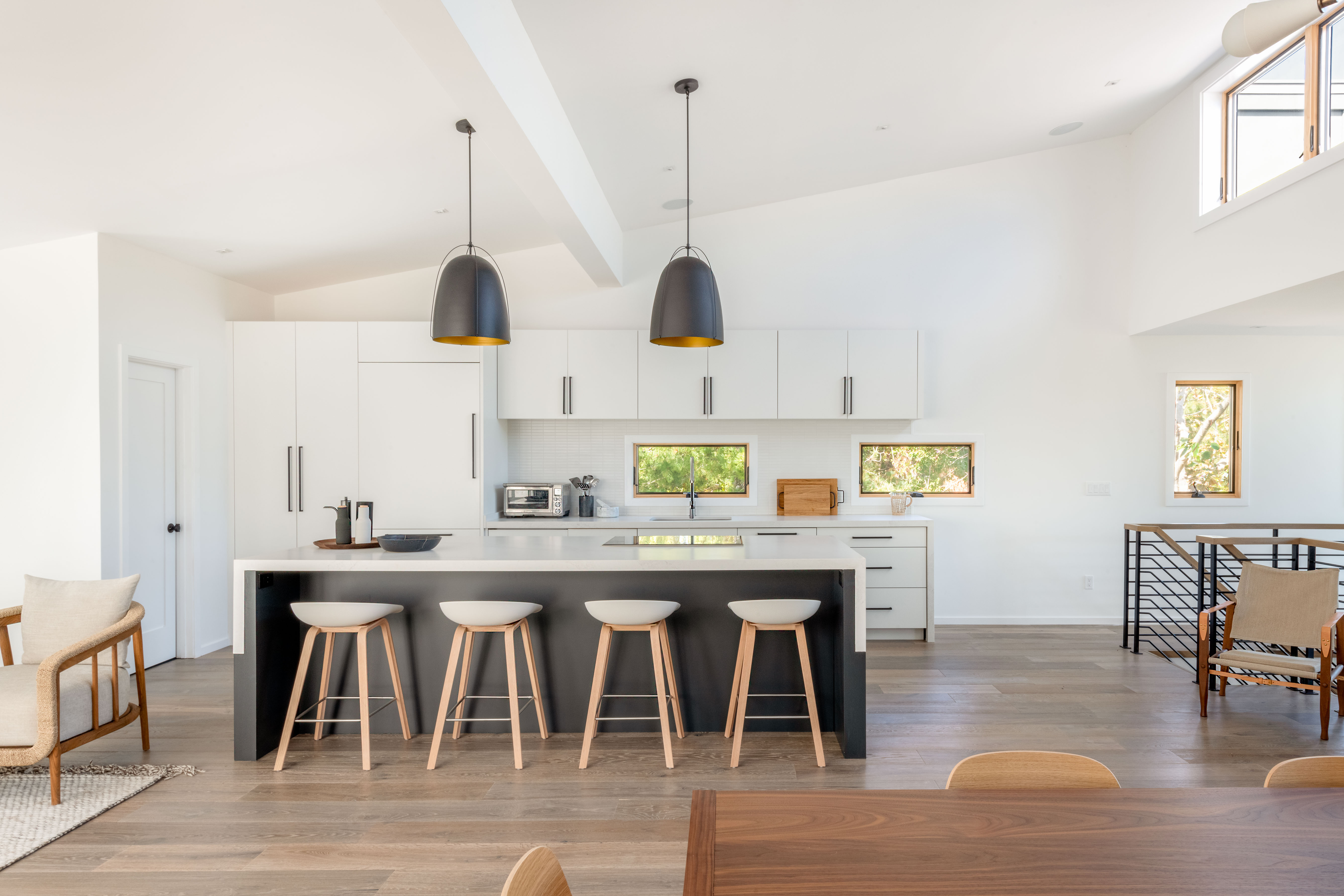 Coastal Chic Image 1