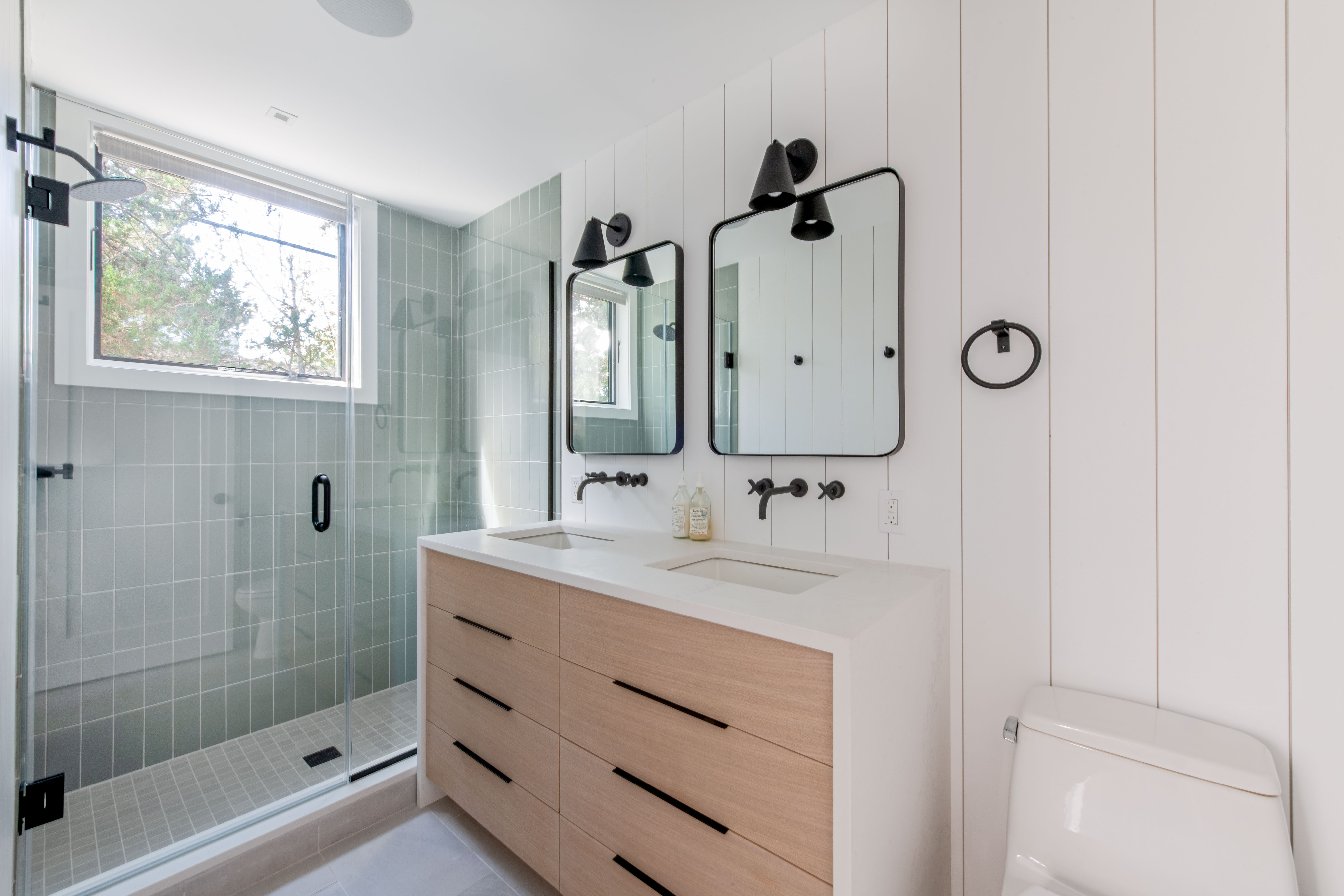 Coastal Chic Image 5